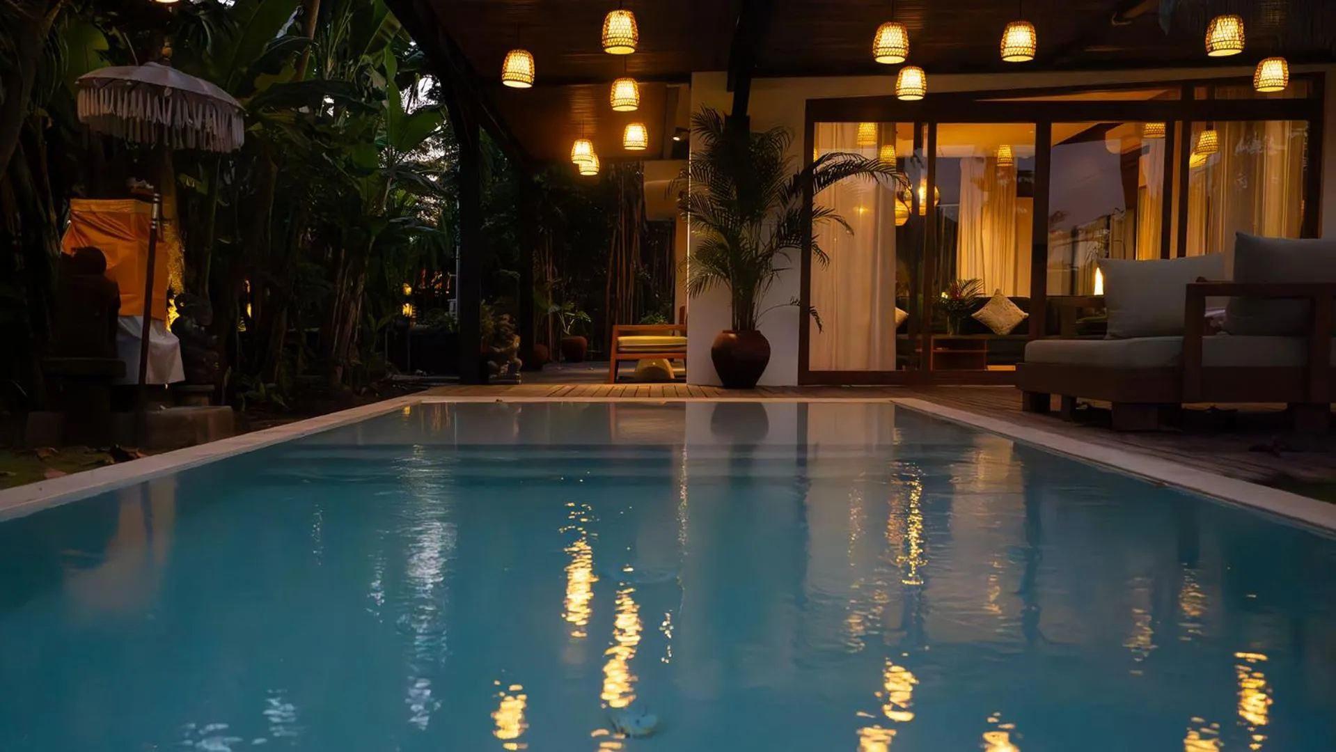 Swimming pool in Grün Canggu Garden