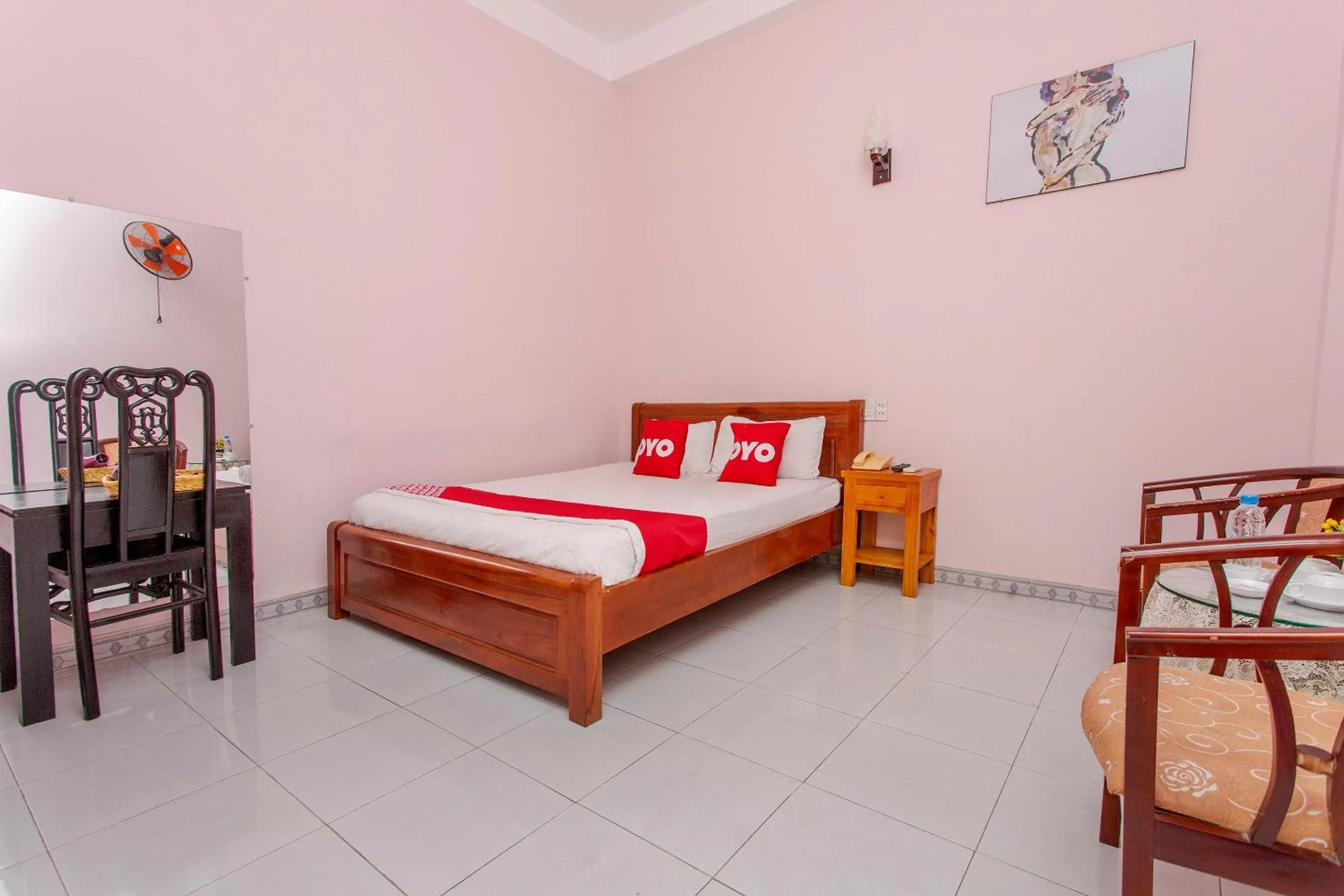 Bedroom in OYO 962 Tulip Motel