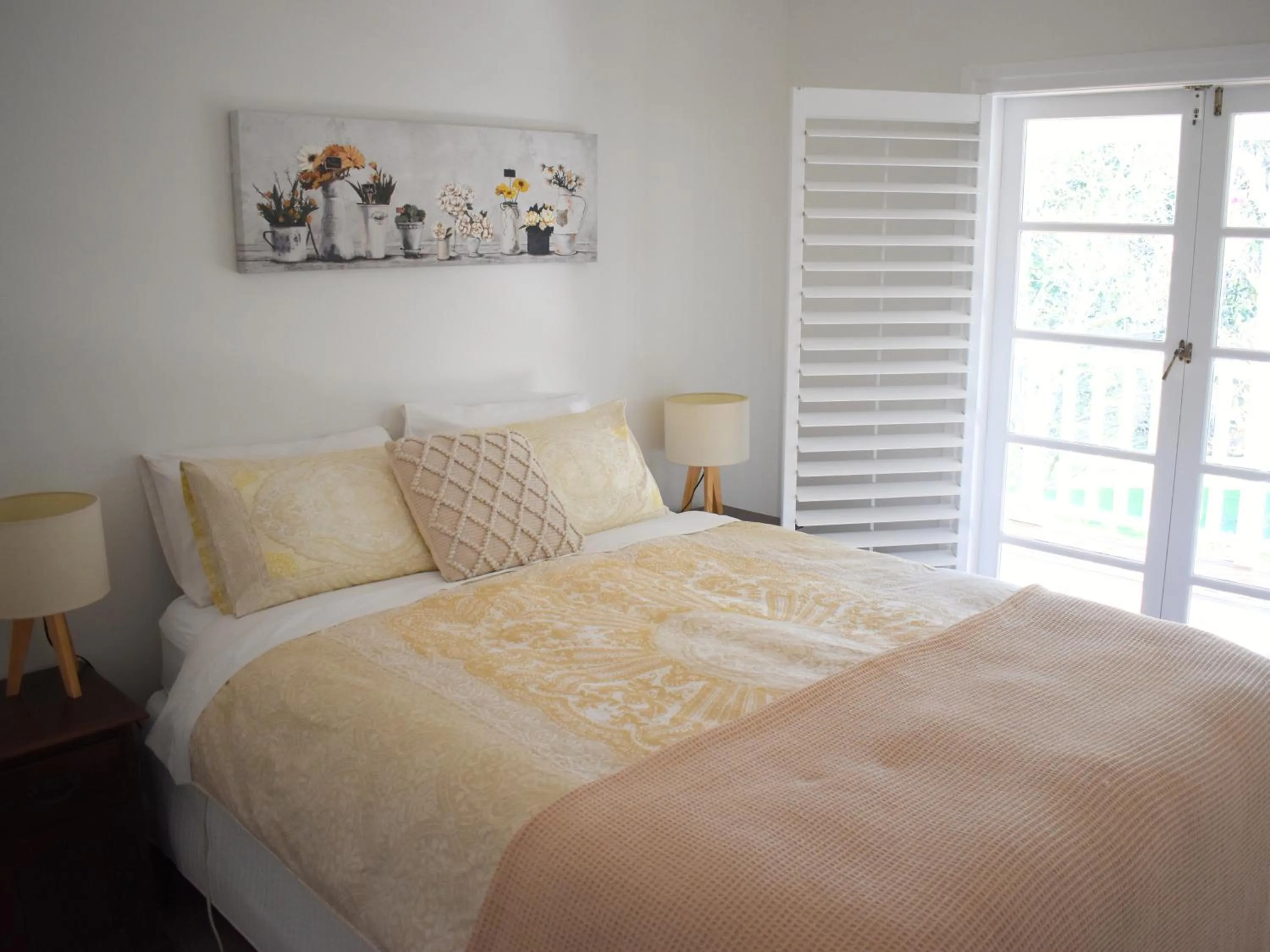 Bed in Maleny Homestead & Cottage