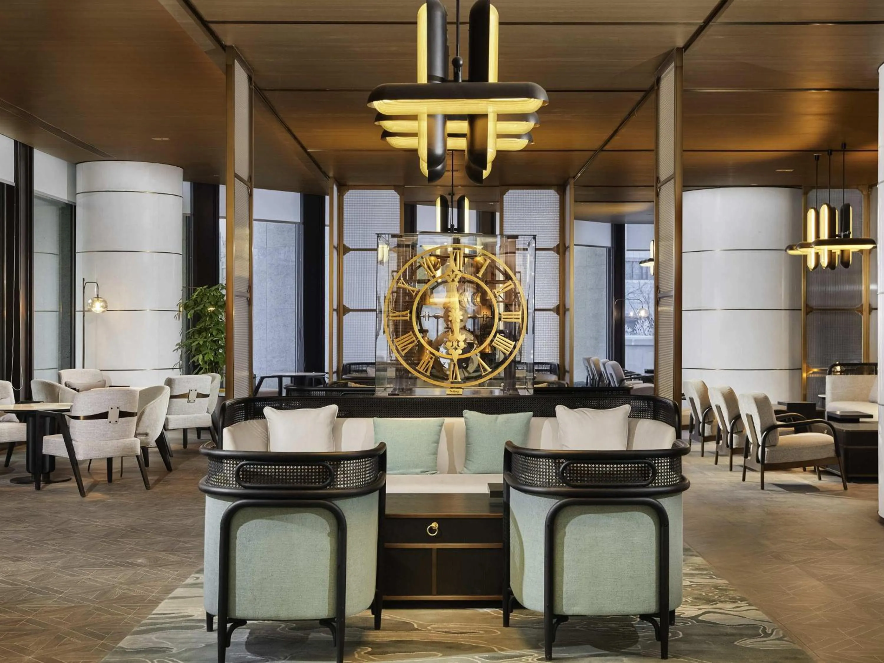 Lounge or bar in Swissotel Beijing Hong Kong Macau Center