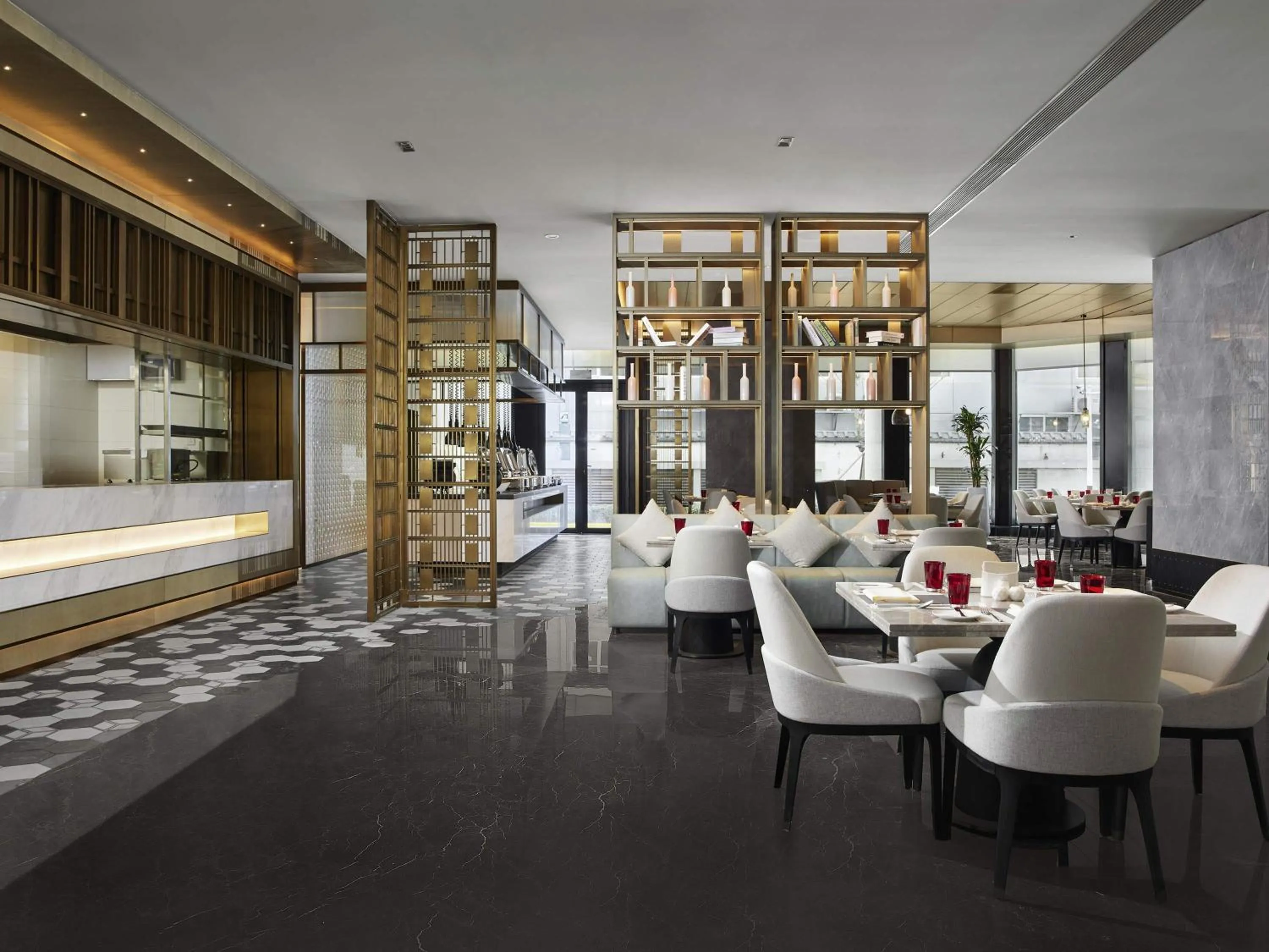 Restaurant/places to eat in Swissotel Beijing Hong Kong Macau Center