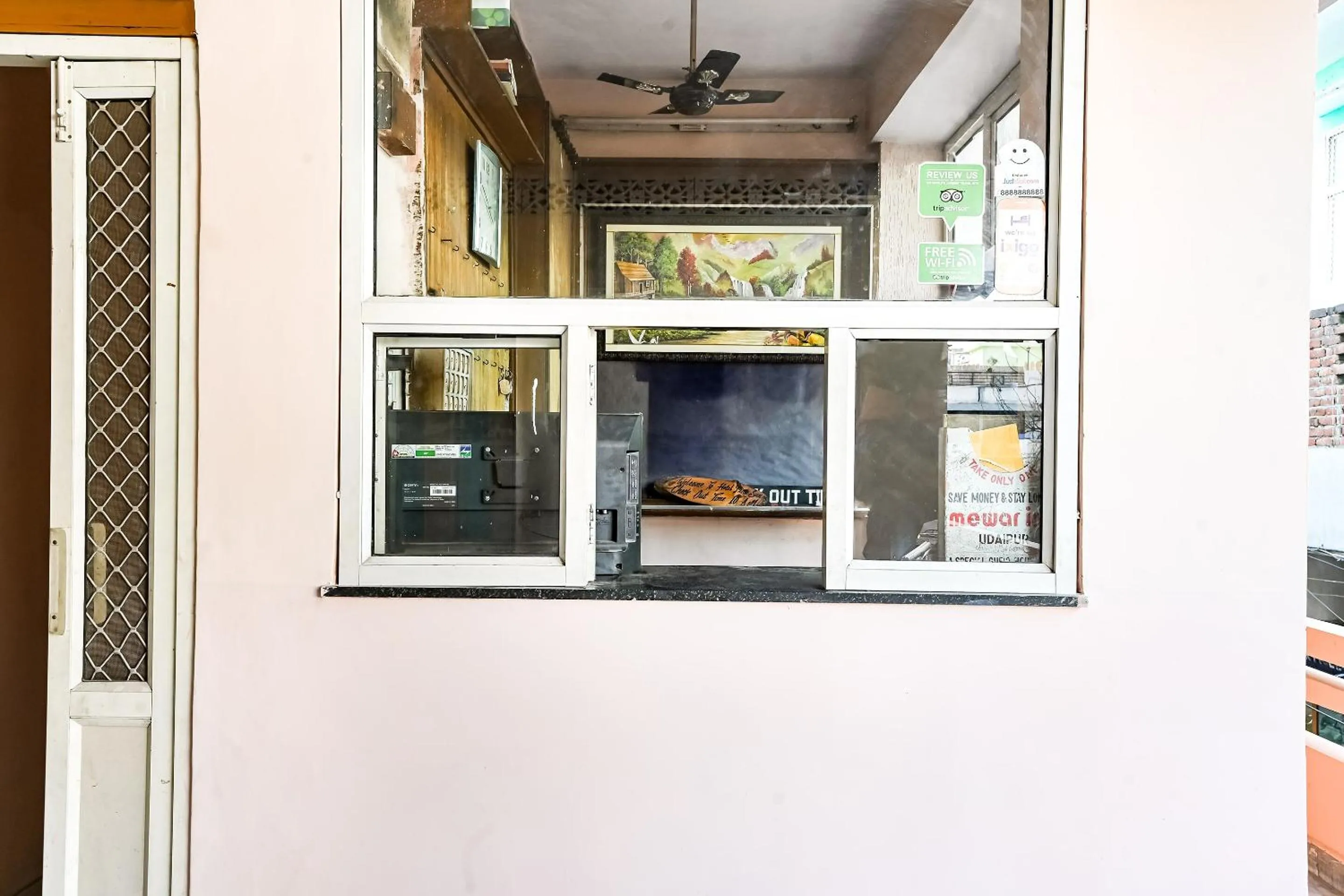 Lobby or reception in SPOT ON Hotel Pink Sun