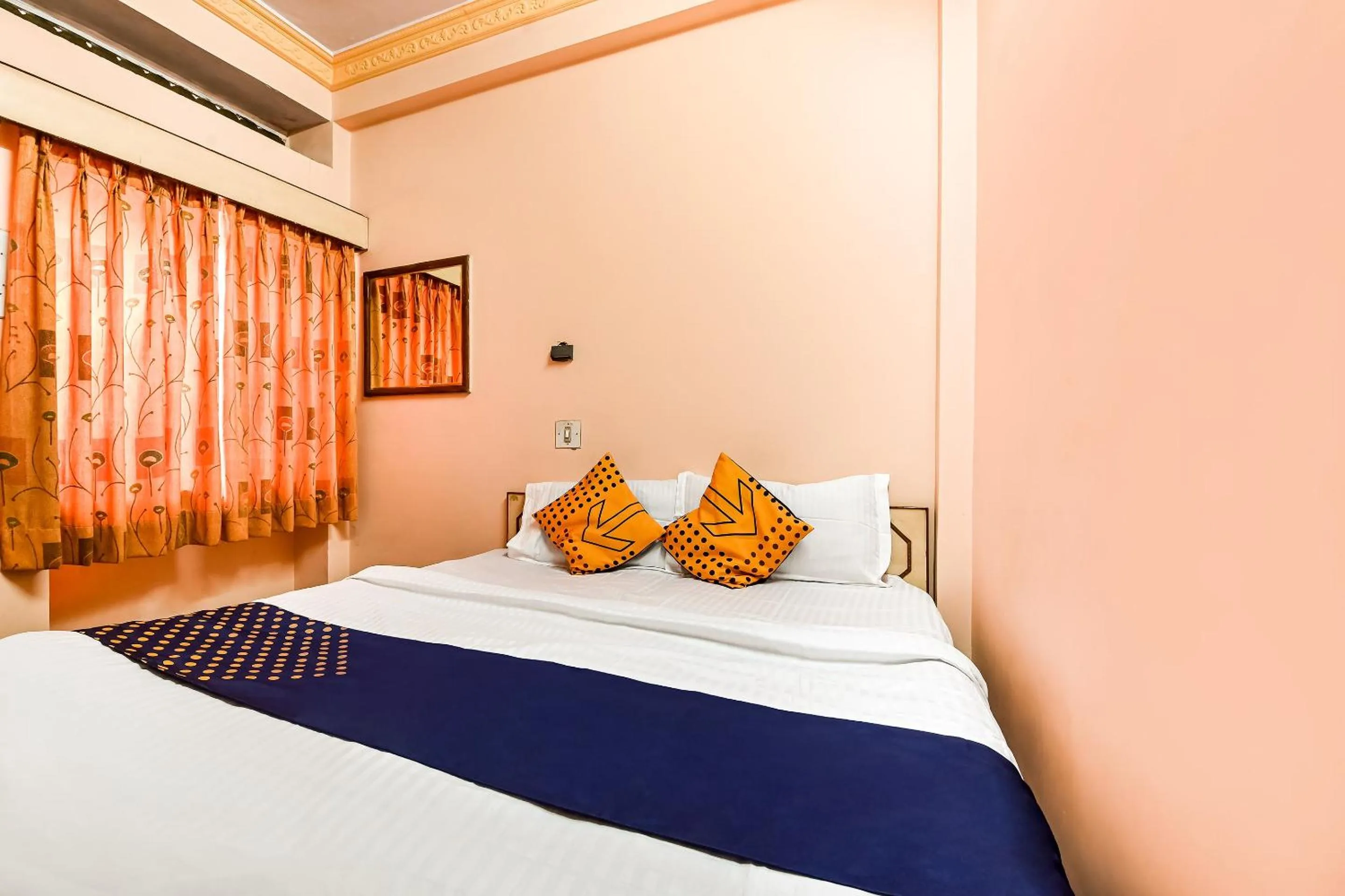 Bedroom in SPOT ON Hotel Pink Sun