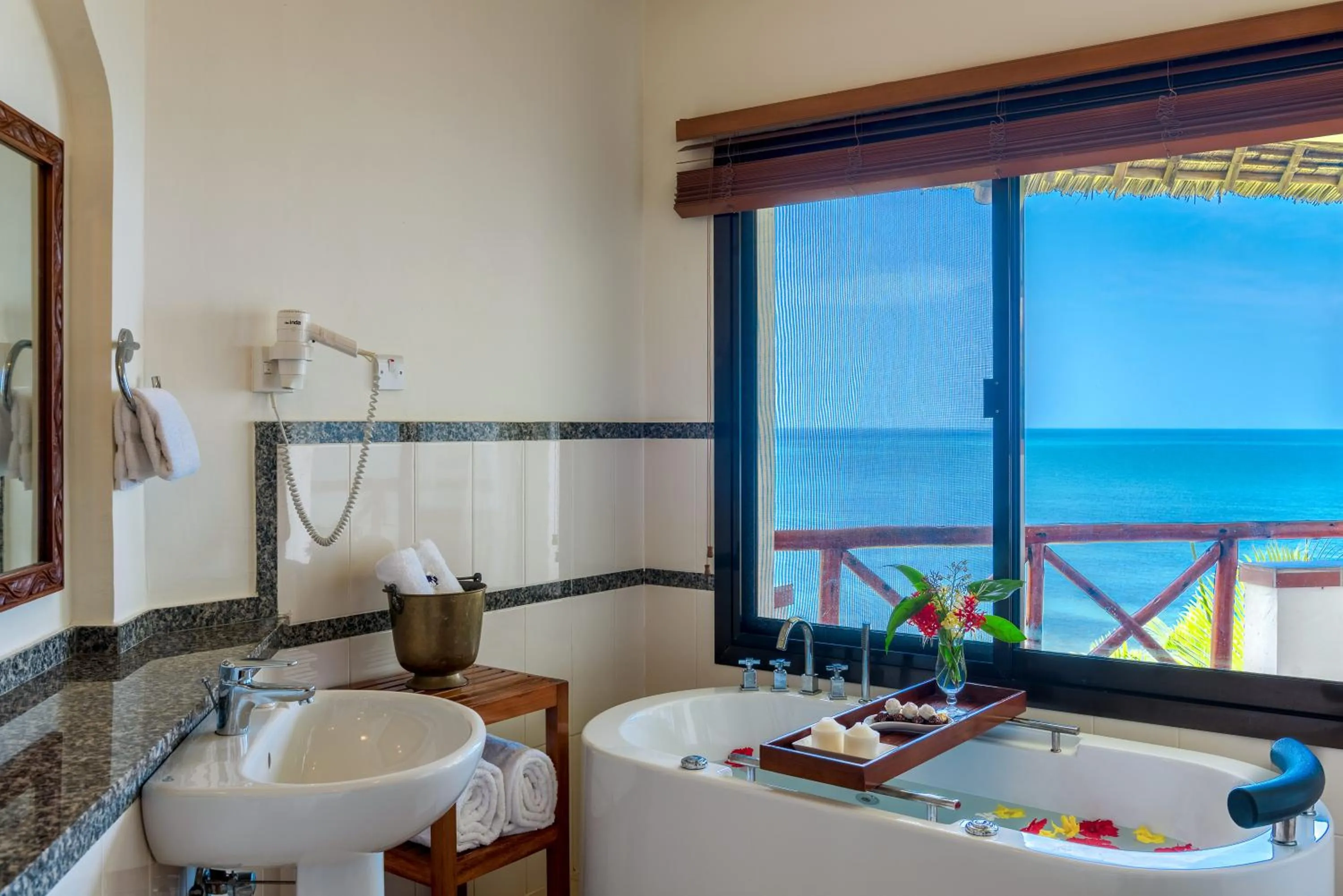 Bathroom in Sea Cliff Resort & Spa