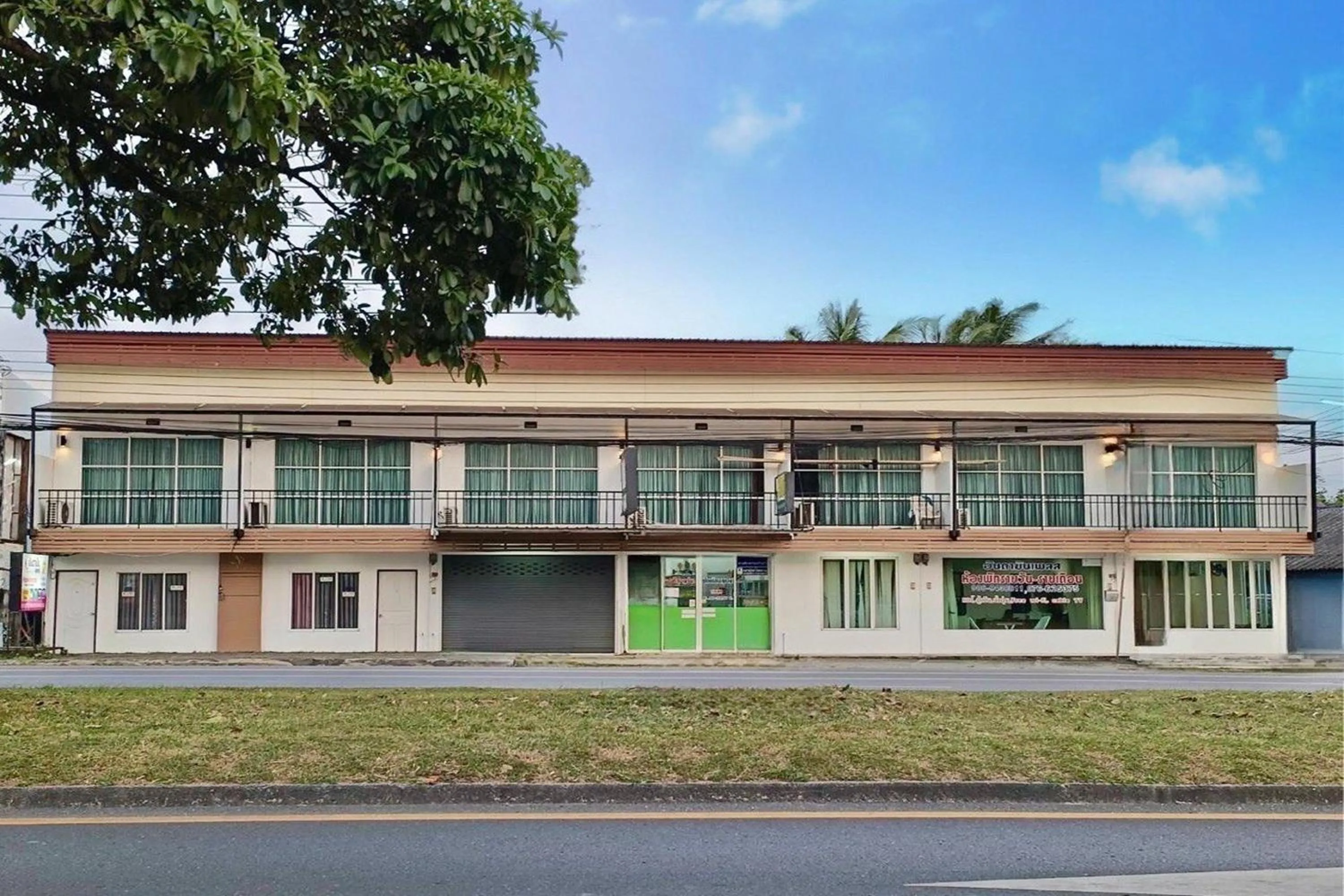 Property building in Andaman Place