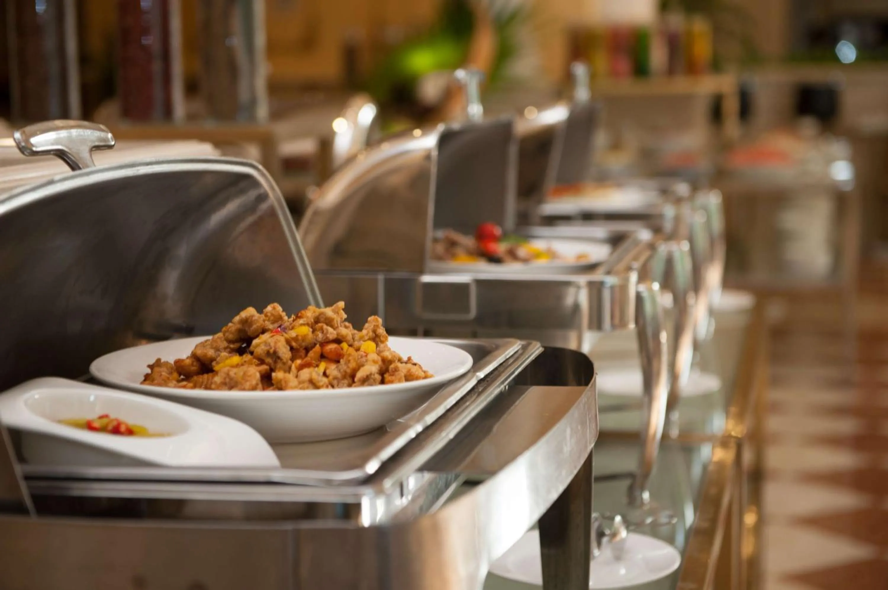 Dinner in Guangzhou Phoenix City Hotel-Free Shuttle for Canton Fair 15th Oct to 5th Nov