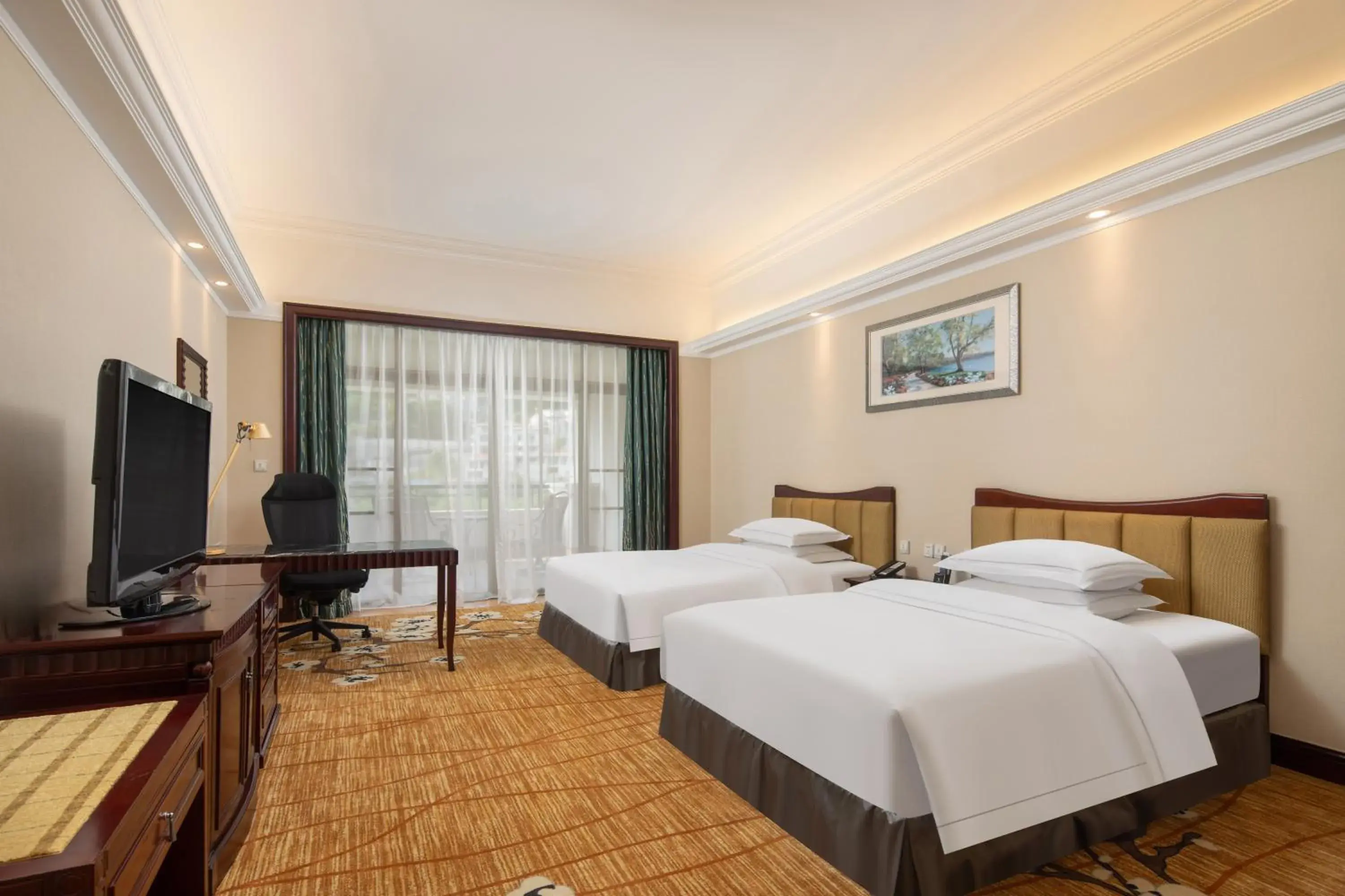 Executive Double or Twin Room in Guangzhou Phoenix City Hotel-Free Shuttle for Canton Fair 15th Oct to 5th Nov Executive Double or Twin Room in Guangzhou Phoenix City Hotel-Free Shuttle for Canton Fair 15th Oct to 5th Nov