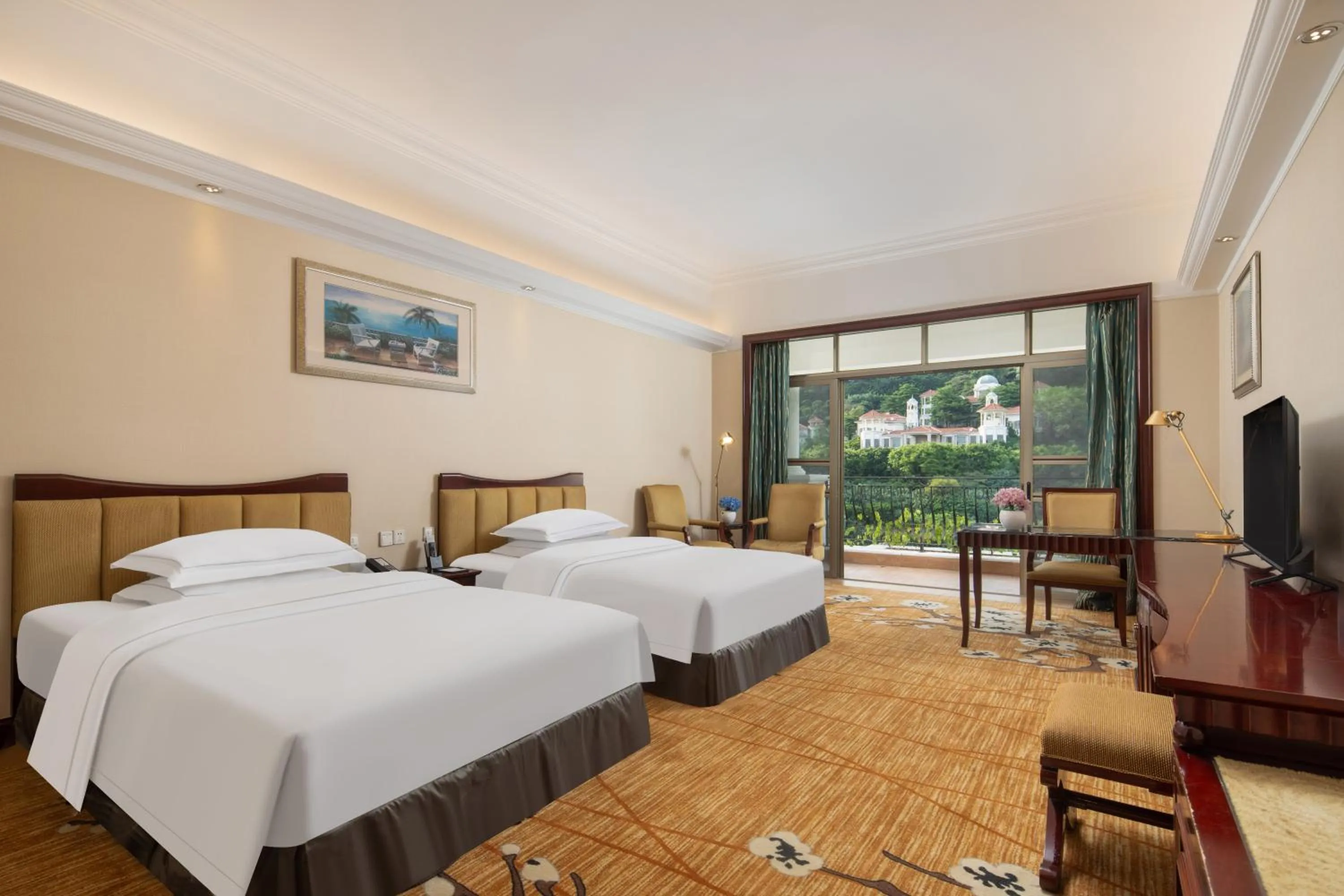 Bed in Guangzhou Phoenix City Hotel-Free Shuttle for Canton Fair 15th Oct to 5th Nov