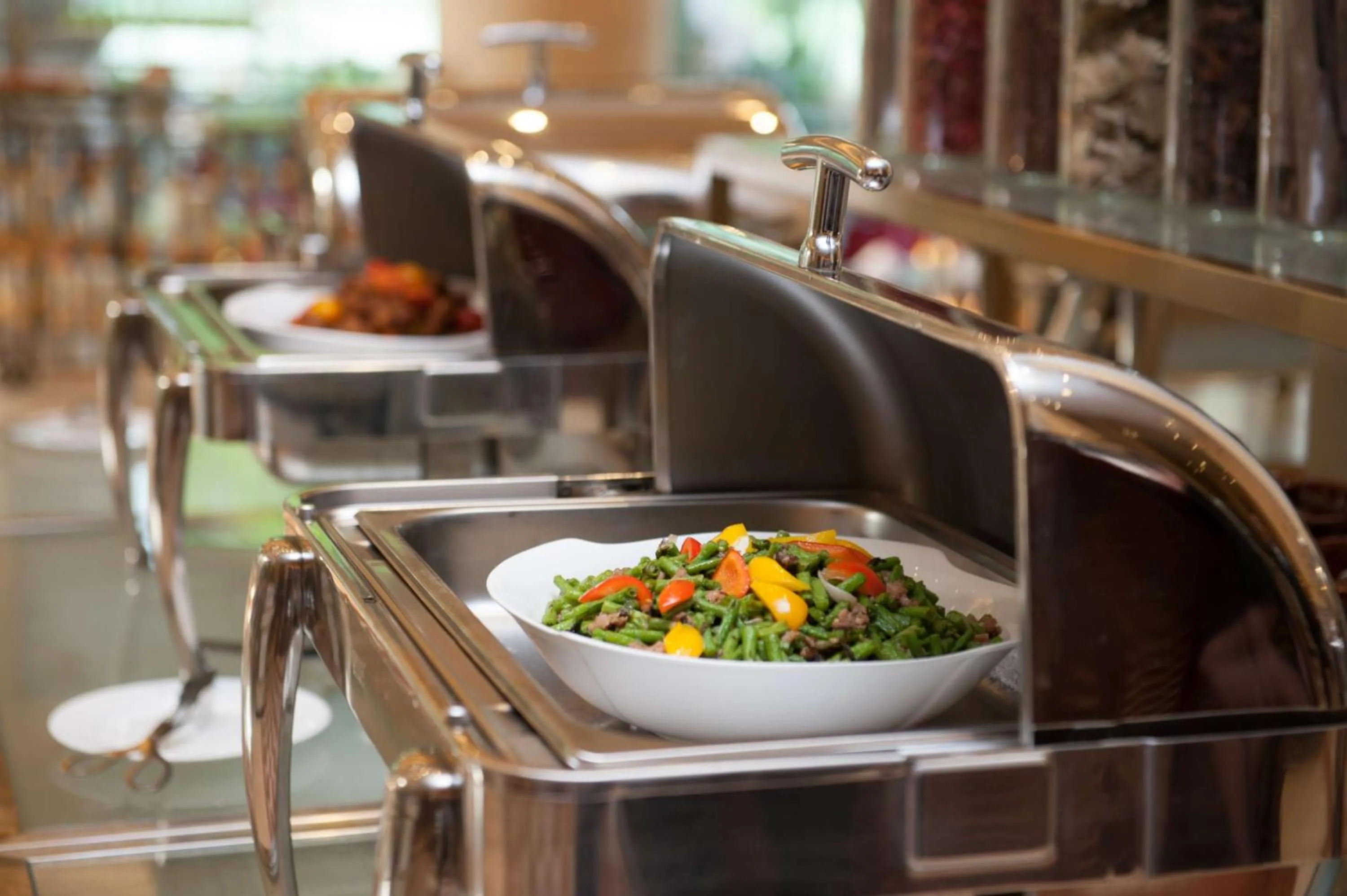 Dinner in Guangzhou Phoenix City Hotel-Free Shuttle for Canton Fair 15th Oct to 5th Nov