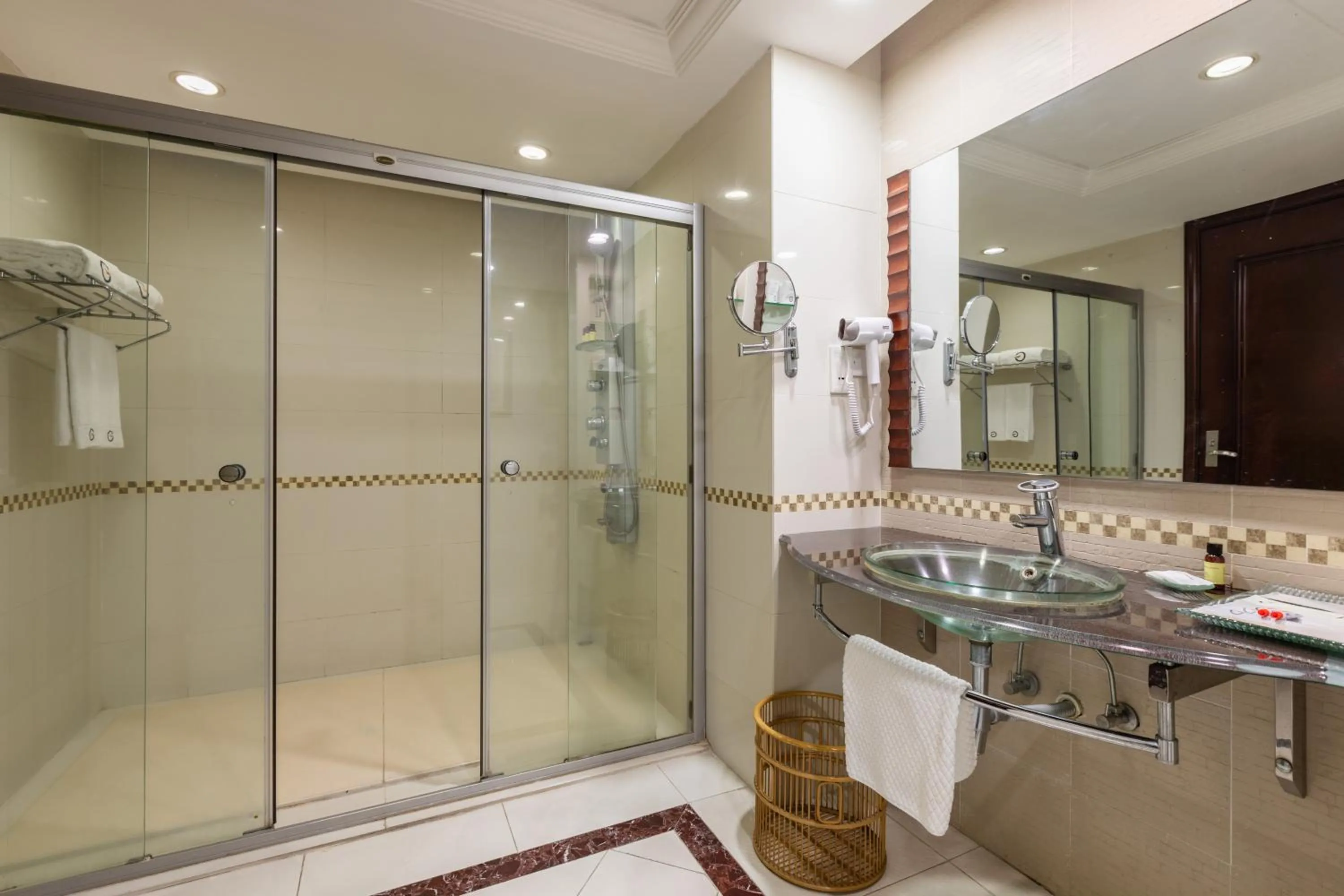 Guangzhou Phoenix City Hotel-Free Shuttle for Canton Fair 15th Oct to 5th Nov