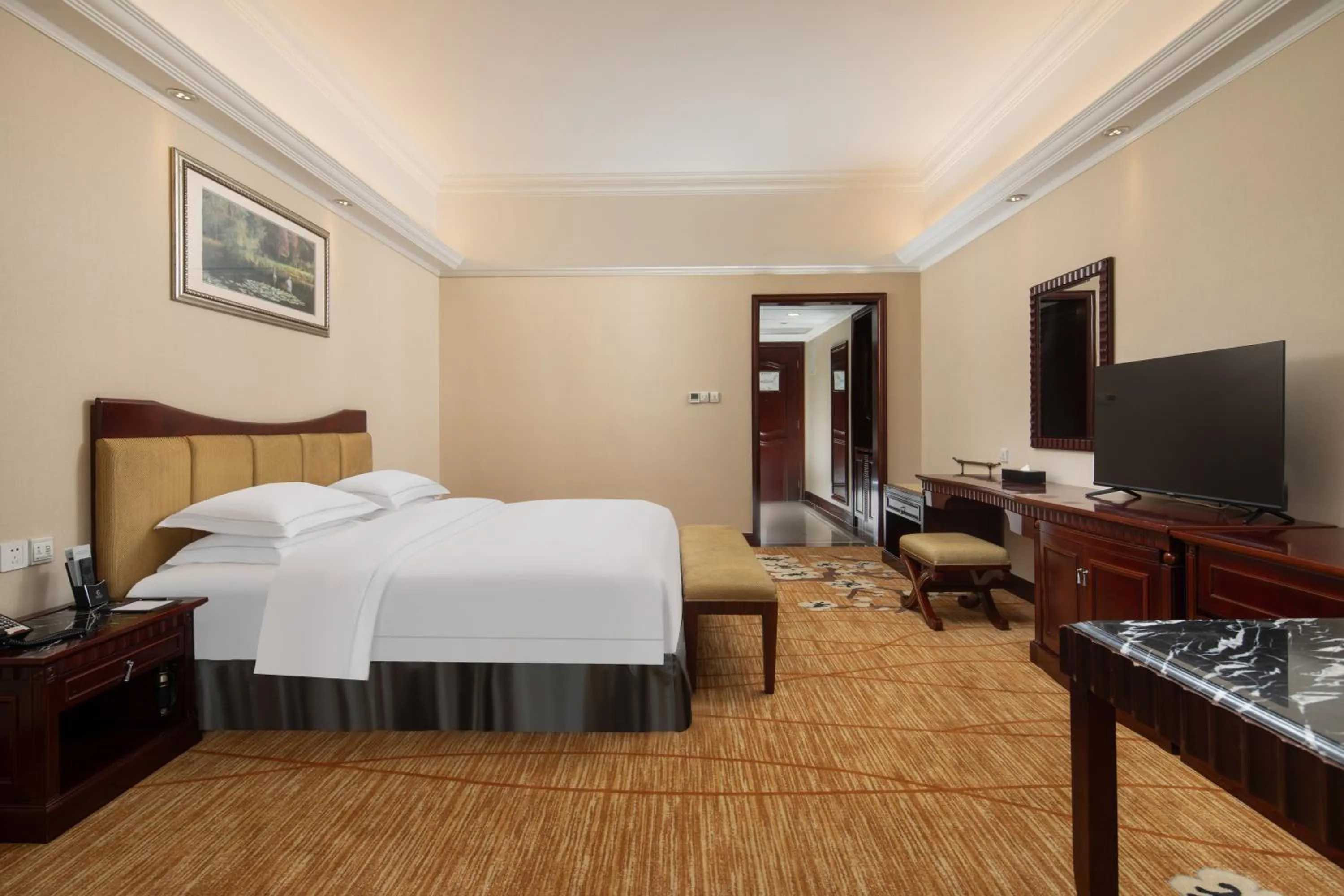 Bed in Guangzhou Phoenix City Hotel-Free Shuttle for Canton Fair 15th Oct to 5th Nov