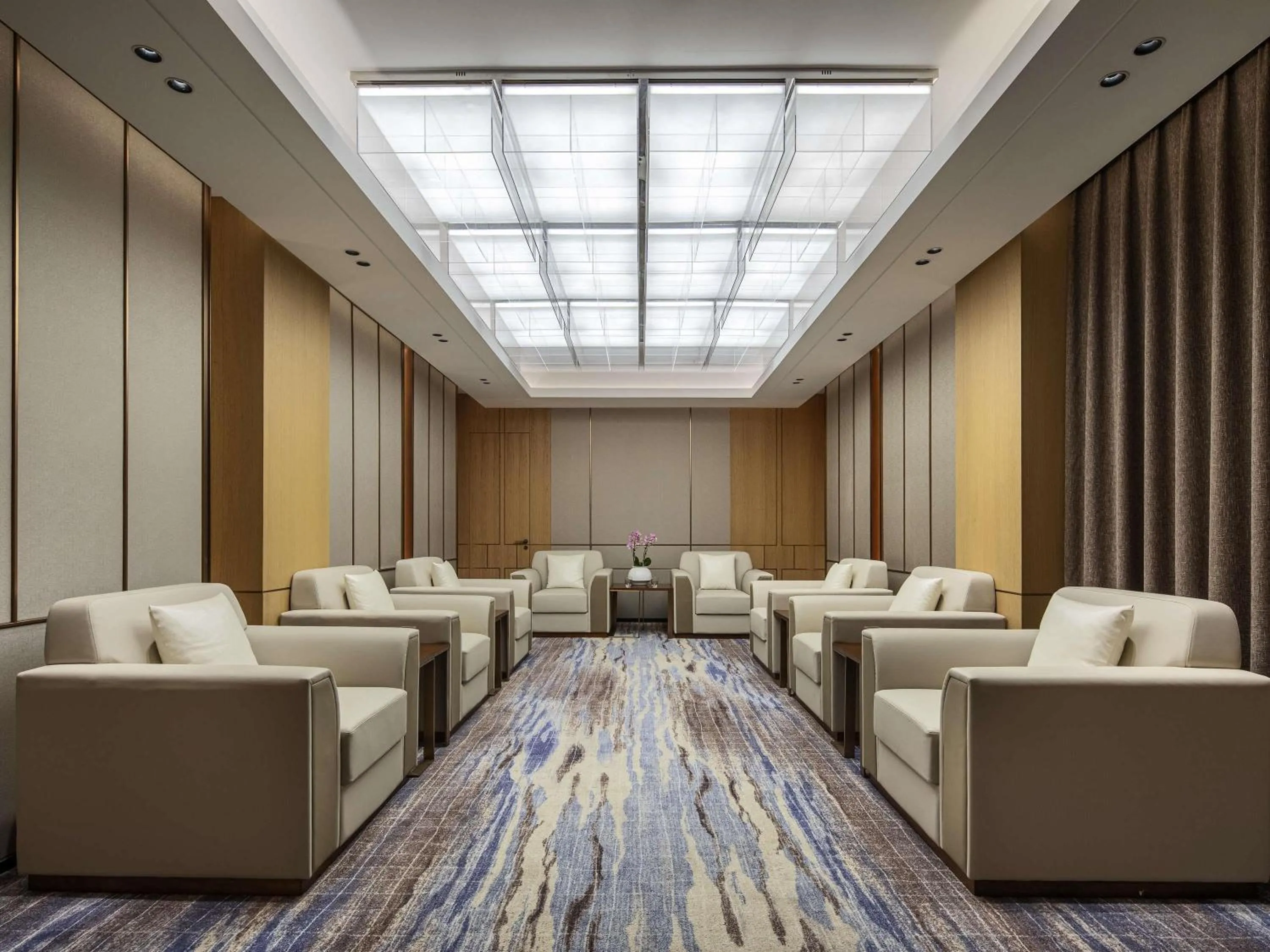 Meeting/conference room in Swissôtel Hefei Grand Park