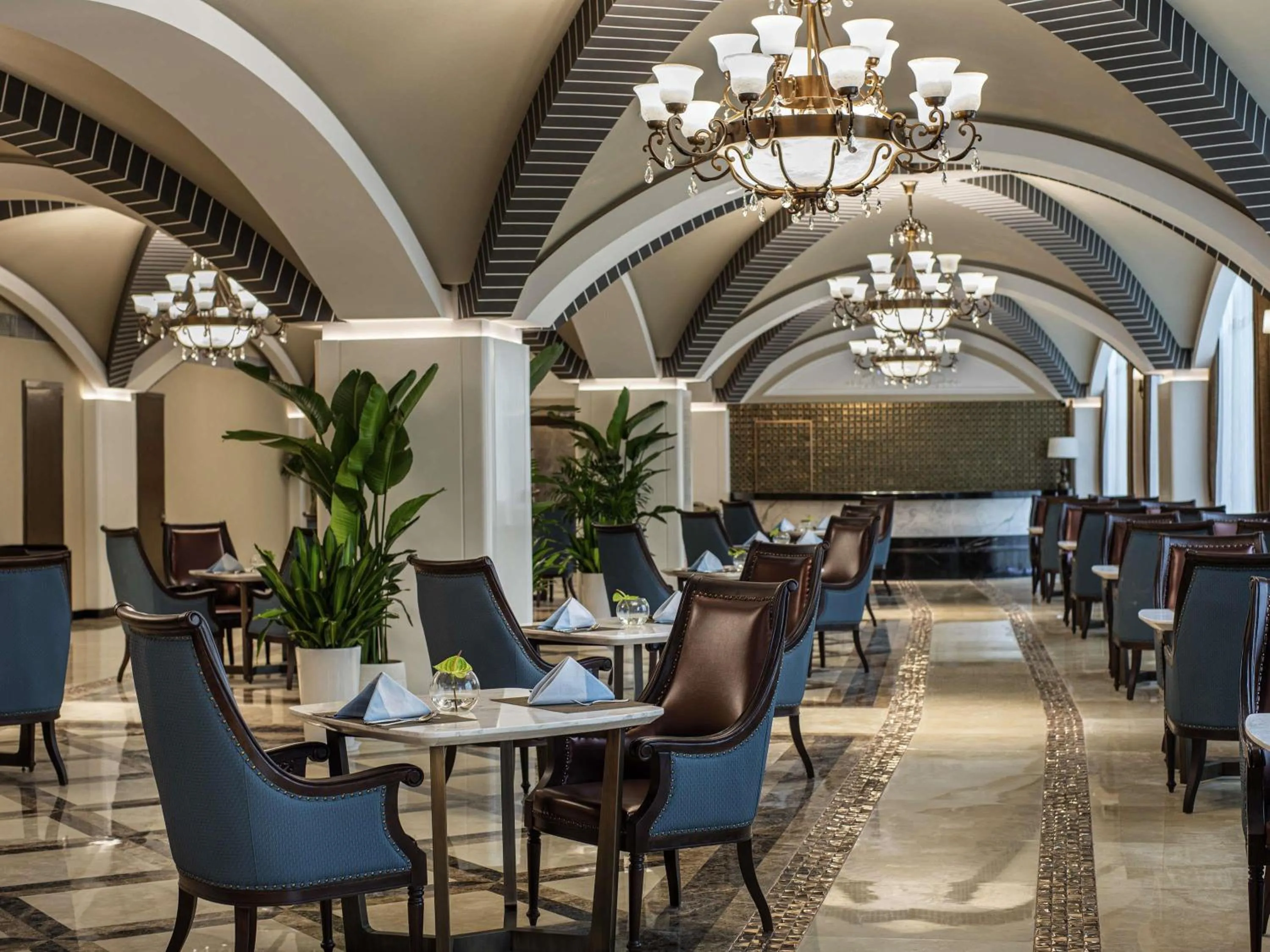 Restaurant/places to eat in Swissôtel Hefei Grand Park