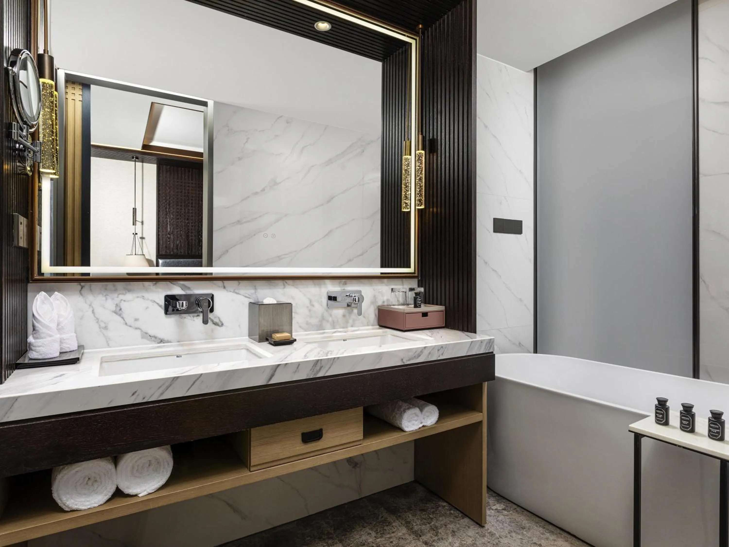 Bedroom in Swissôtel Hefei Grand Park