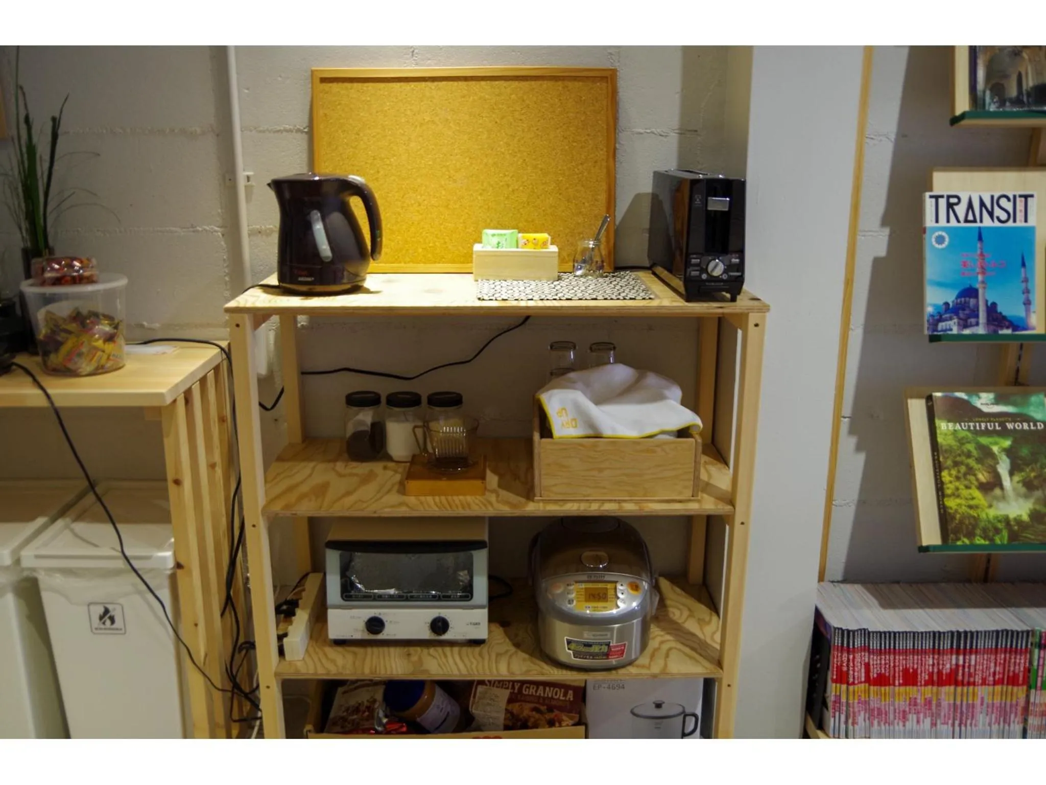 Travelers' house ROOTs