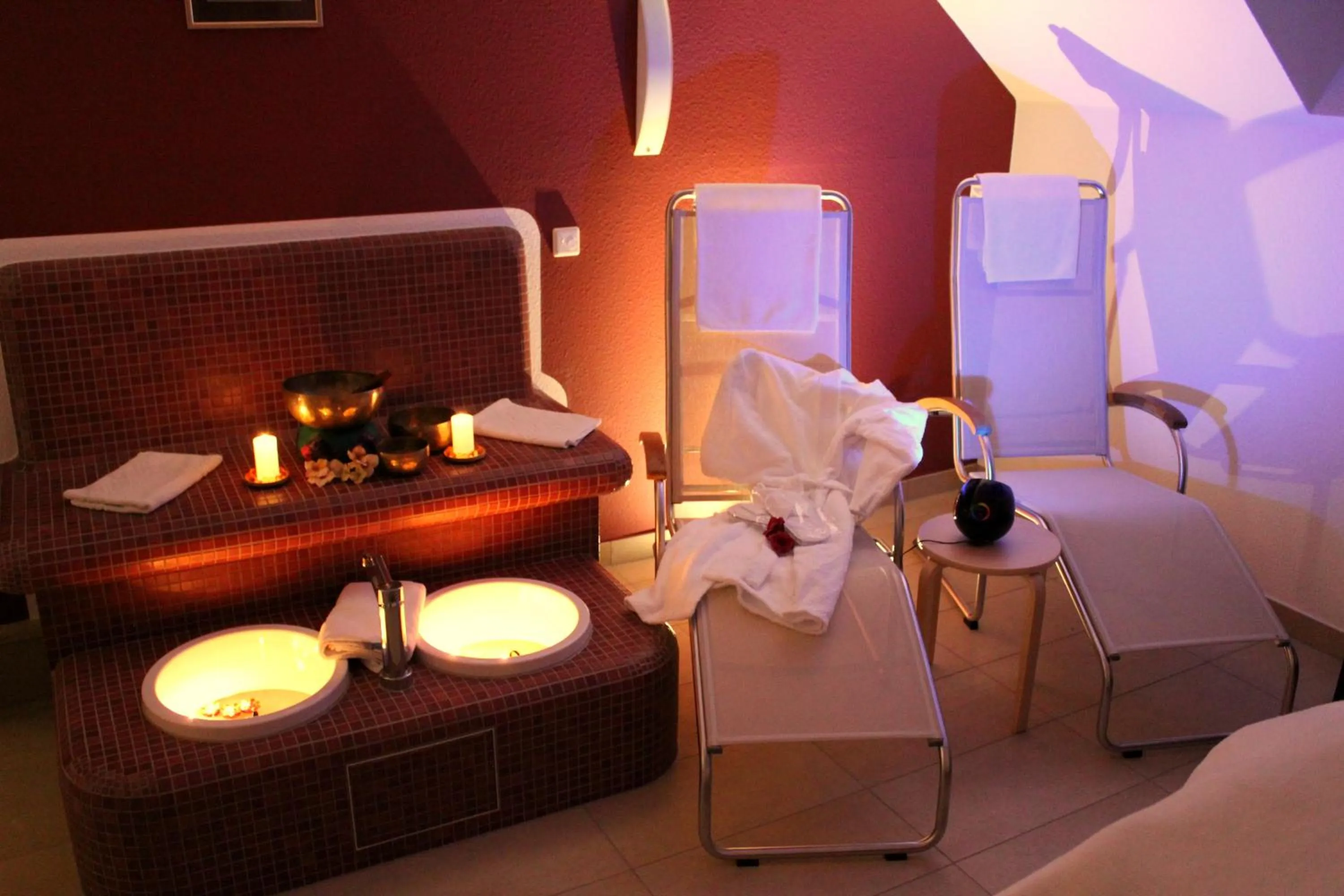 Spa and wellness centre/facilities, Bed in LandHotel Lönskrug