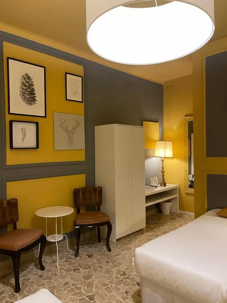 Bedroom, Bed in Central Suite Bed&Breakfast