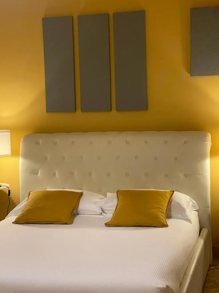 Bedroom, Bed in Central Suite Bed&Breakfast