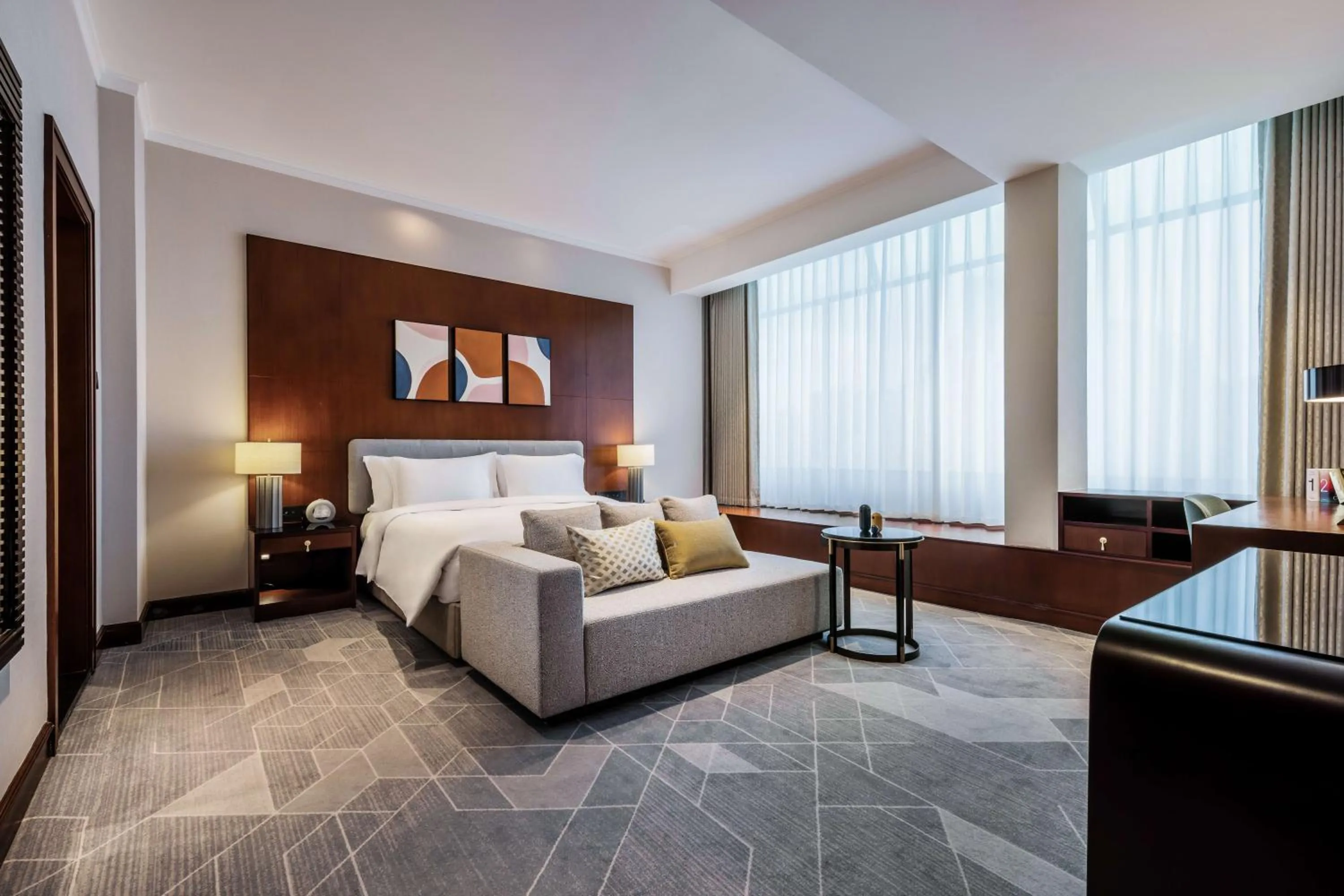 Bedroom, Bed in voco Wuhan Xinhua by IHG