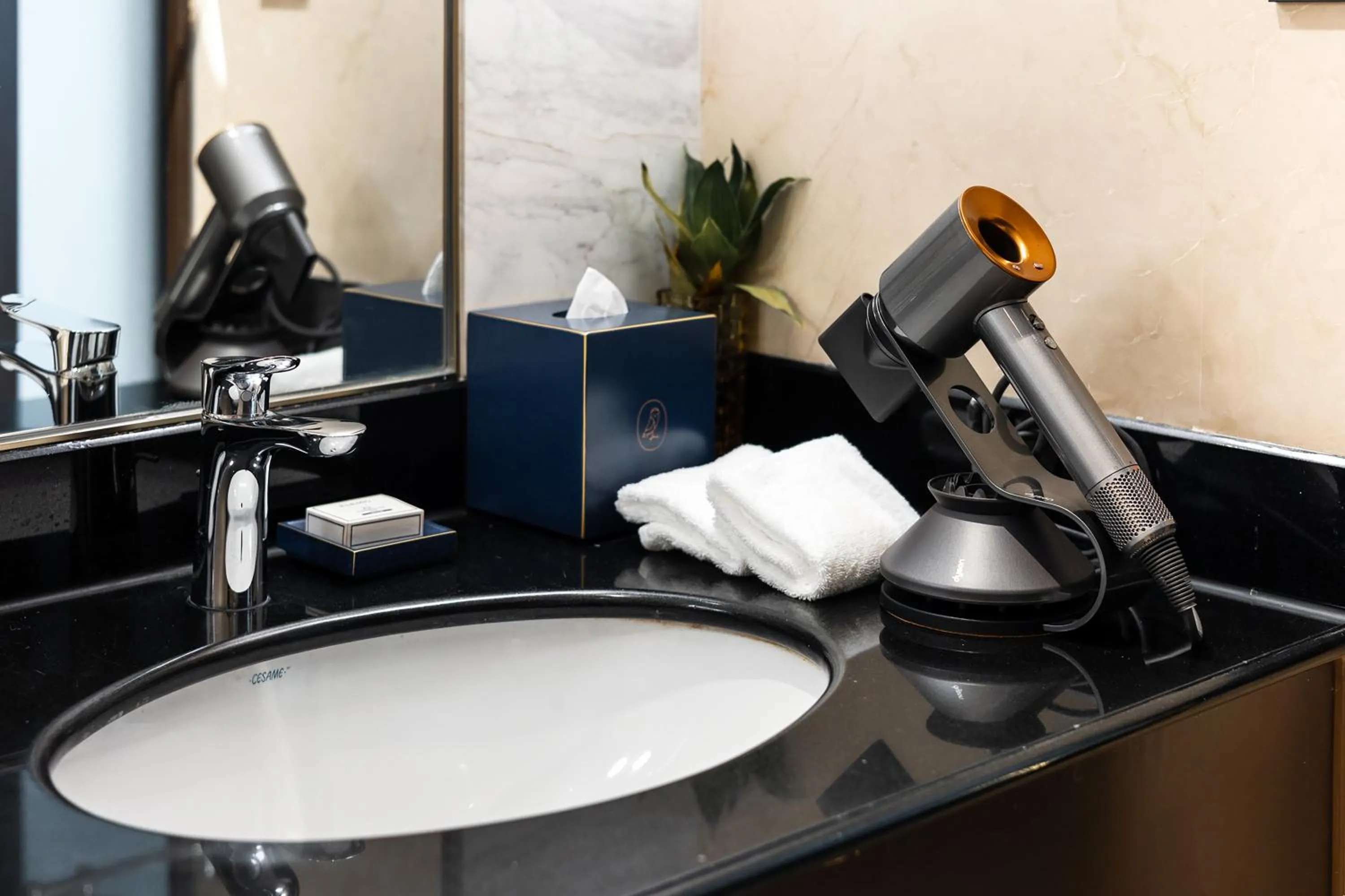 Toilet in voco Wuhan Xinhua by IHG