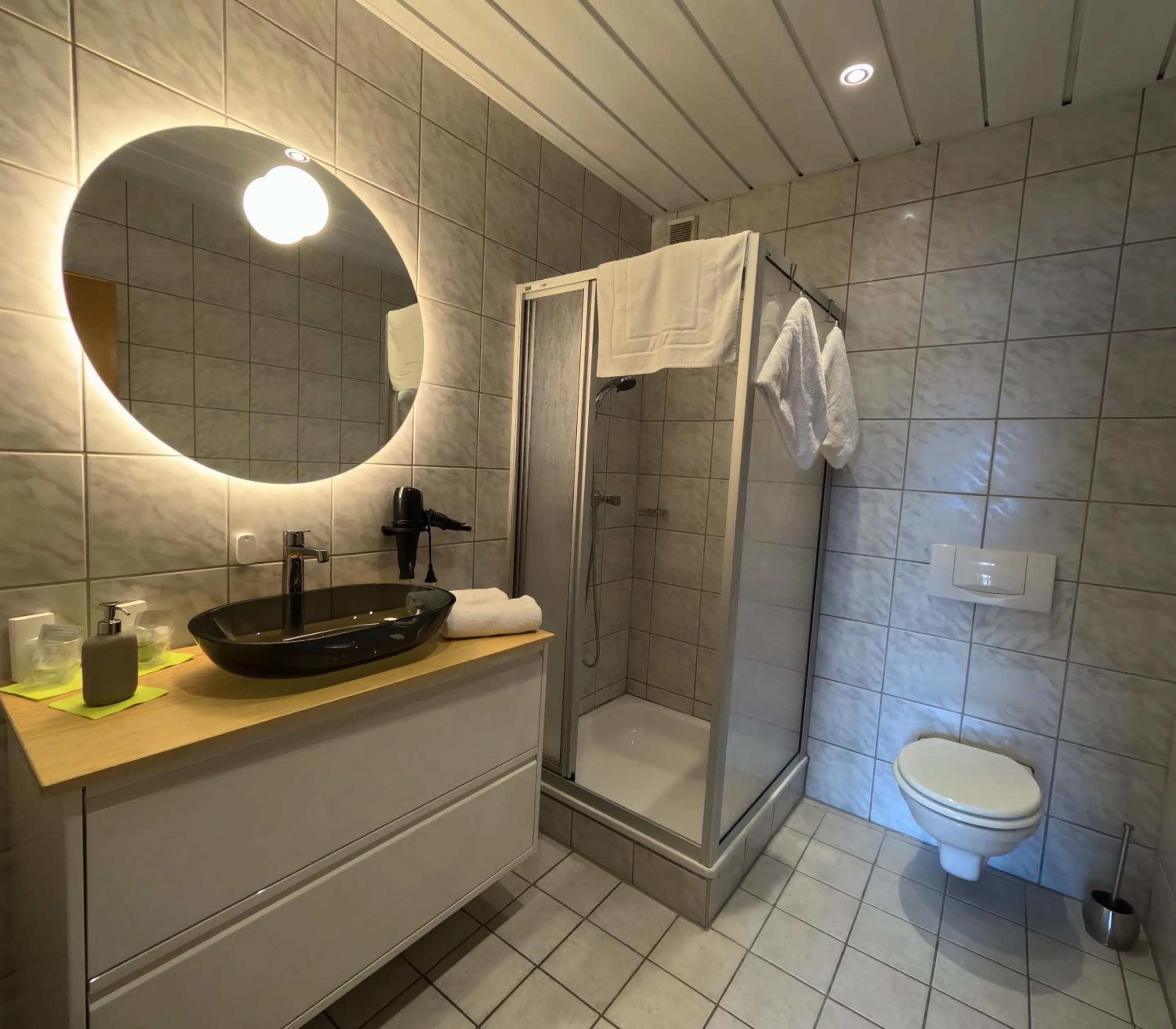 Bathroom in Zum Zacherwirt