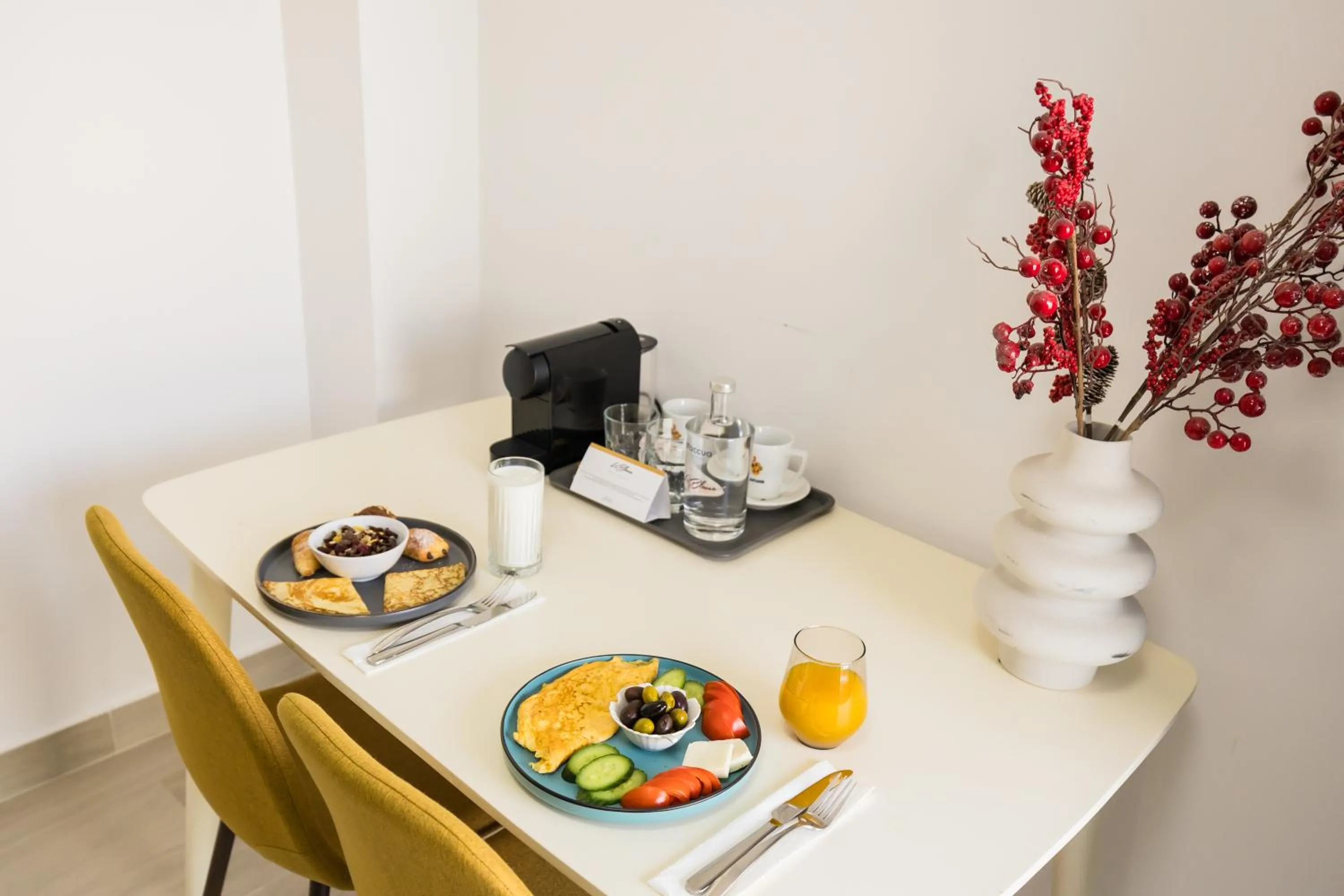 Food and drinks in Le Blanc ApartHotel