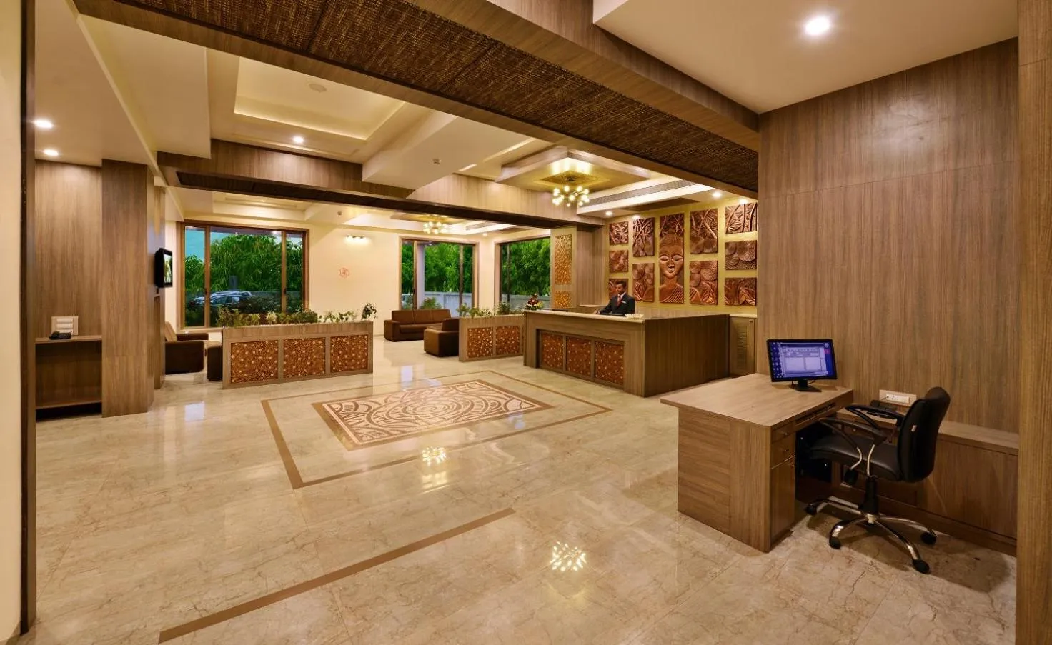 Lobby or reception in Sarovar Portico Sasangir