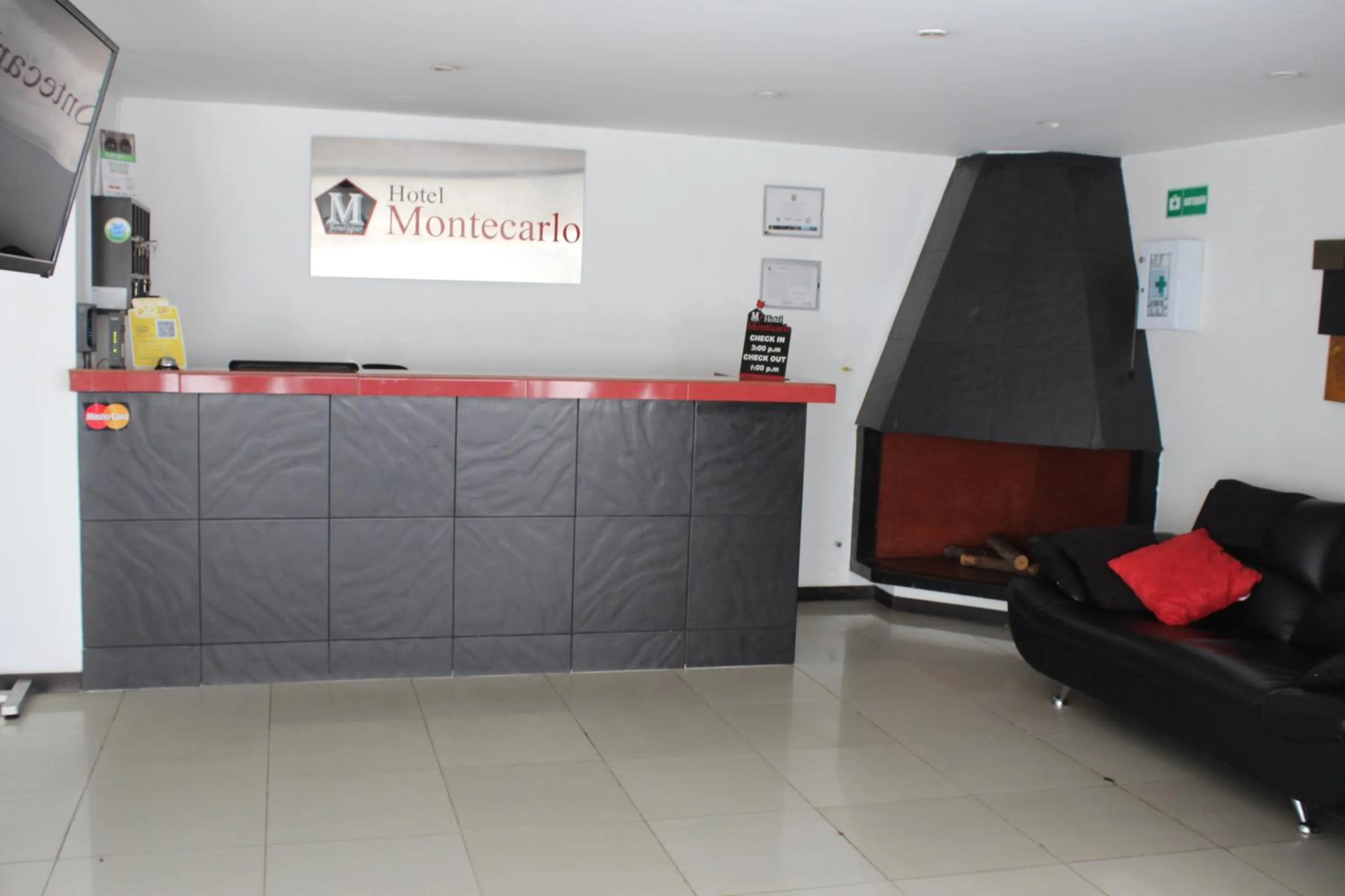 Lobby or reception in Hotel Montecarlo Boutique