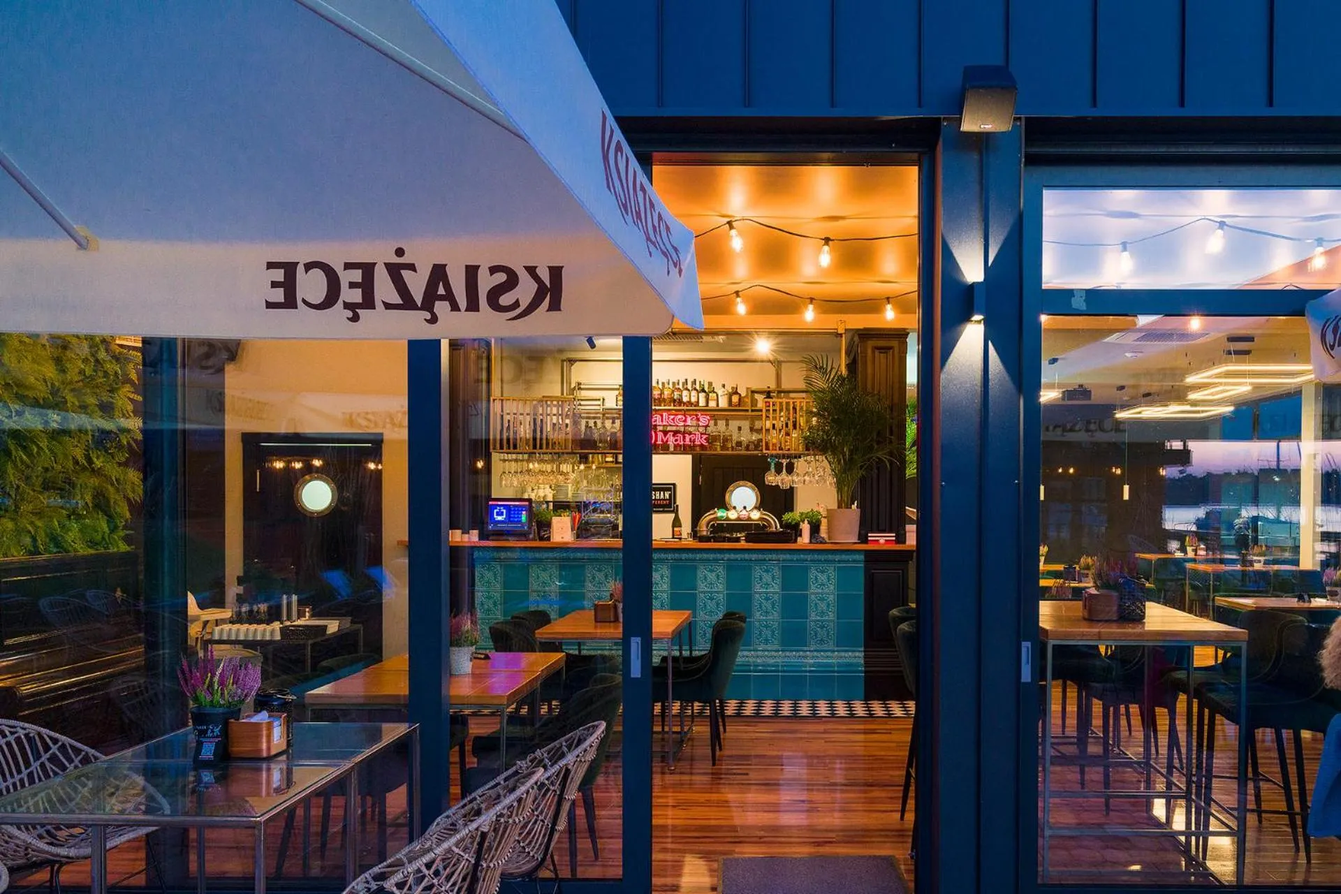 Restaurant/places to eat in Kurort Kameralny