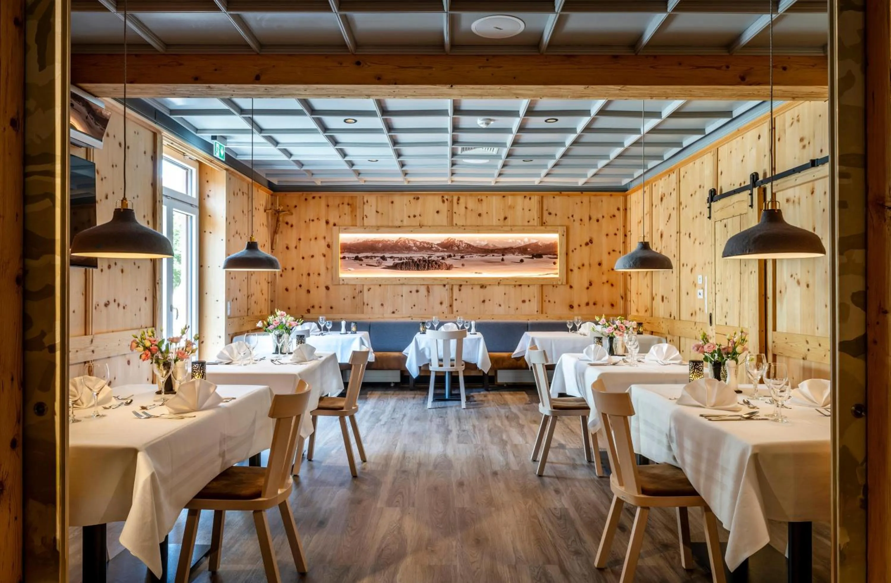 Restaurant/places to eat in Best Western Plus Hotel Erb