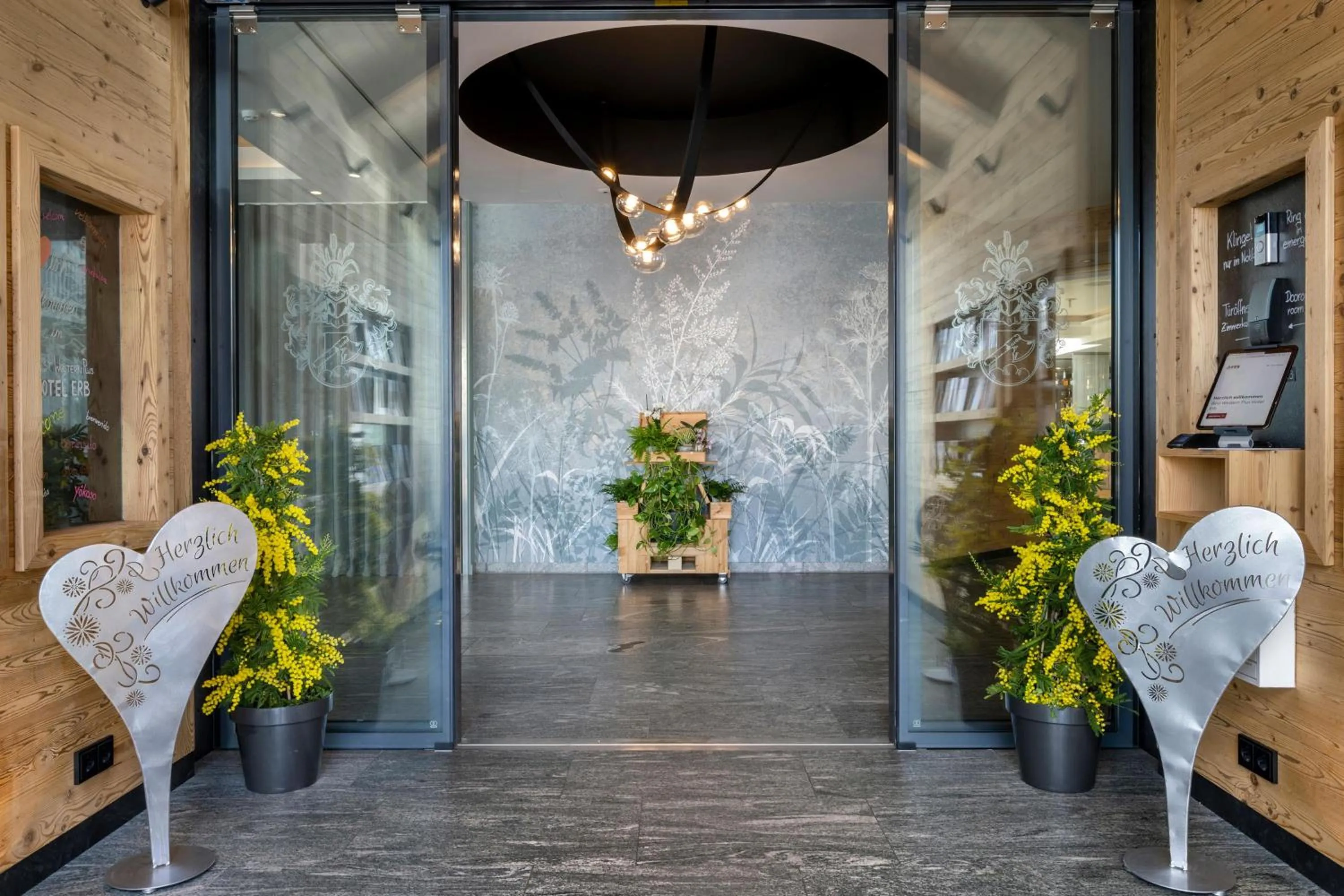 Lobby or reception in Best Western Plus Hotel Erb