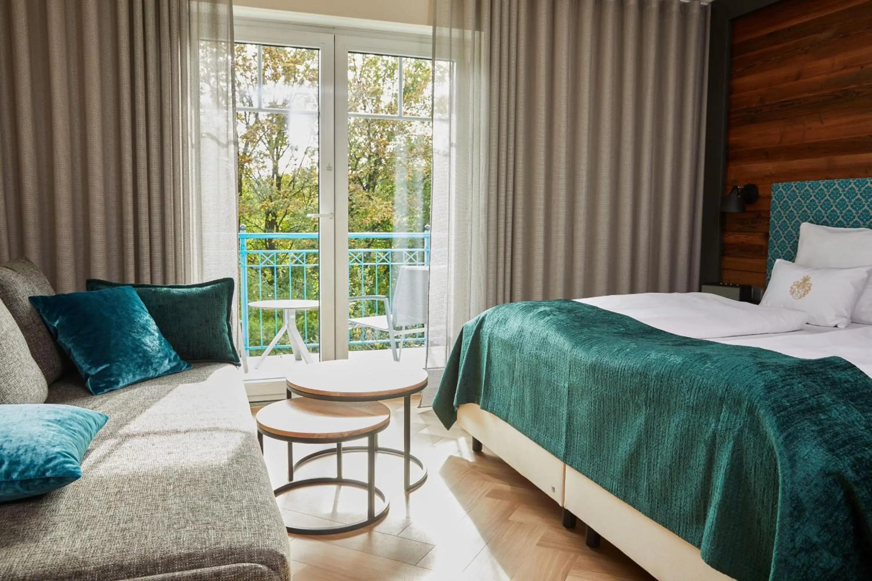 Standard Double or Twin Room with Balcony in Best Western Plus Hotel Erb Standard Double or Twin Room with Balcony in Best Western Plus Hotel Erb