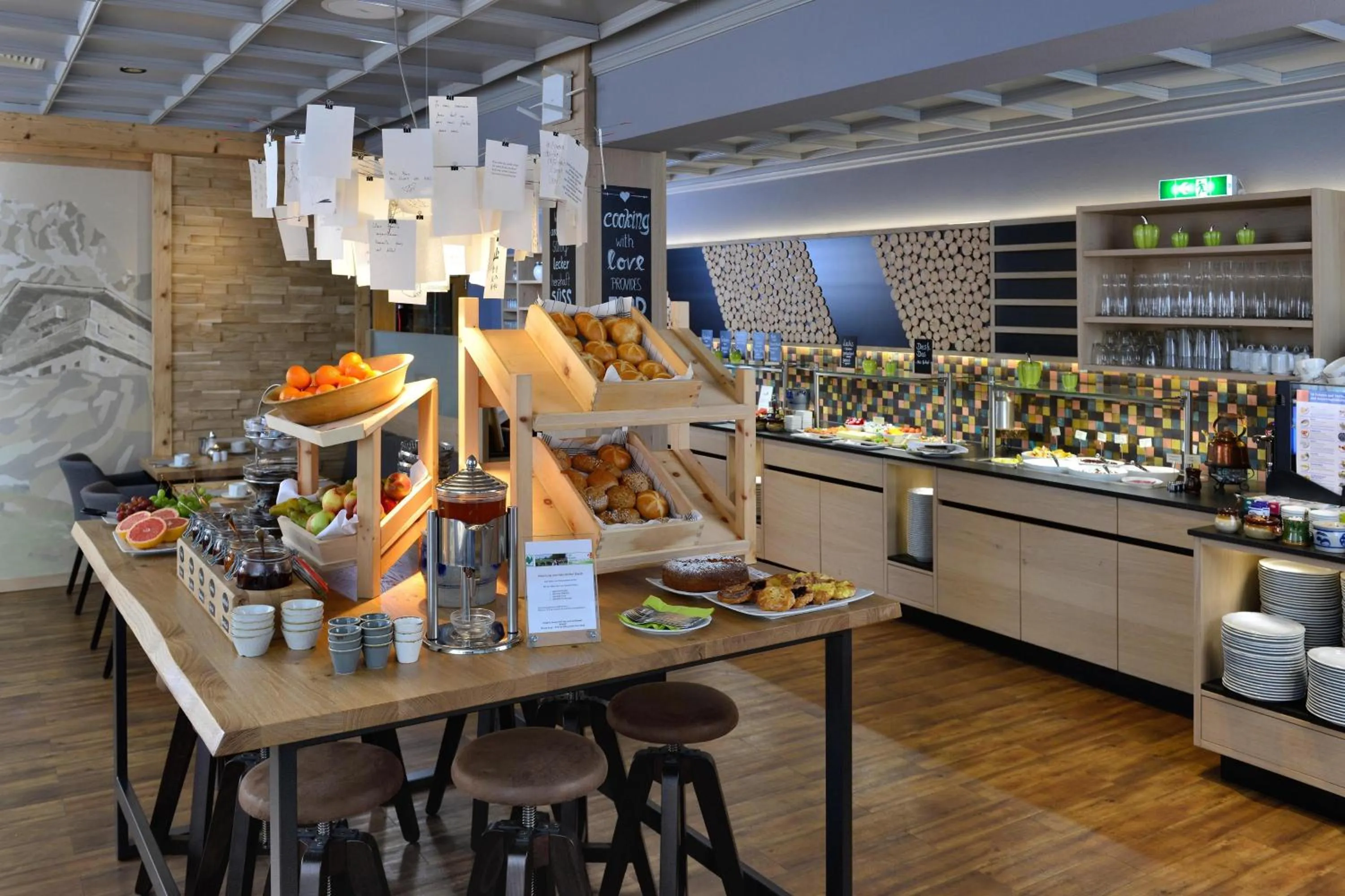 Restaurant/places to eat in Best Western Plus Hotel Erb