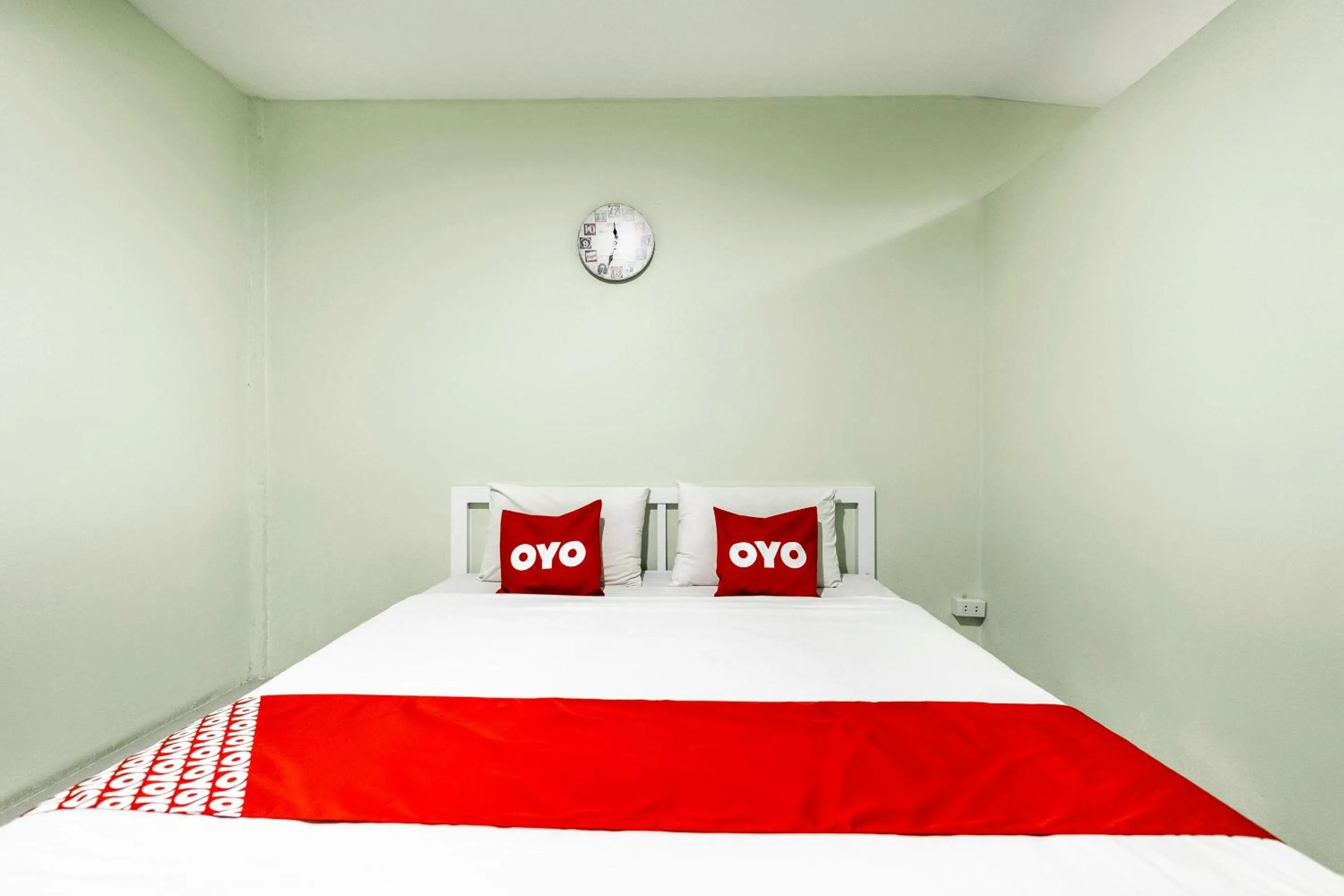 Bedroom, Bed in I Oun Inn