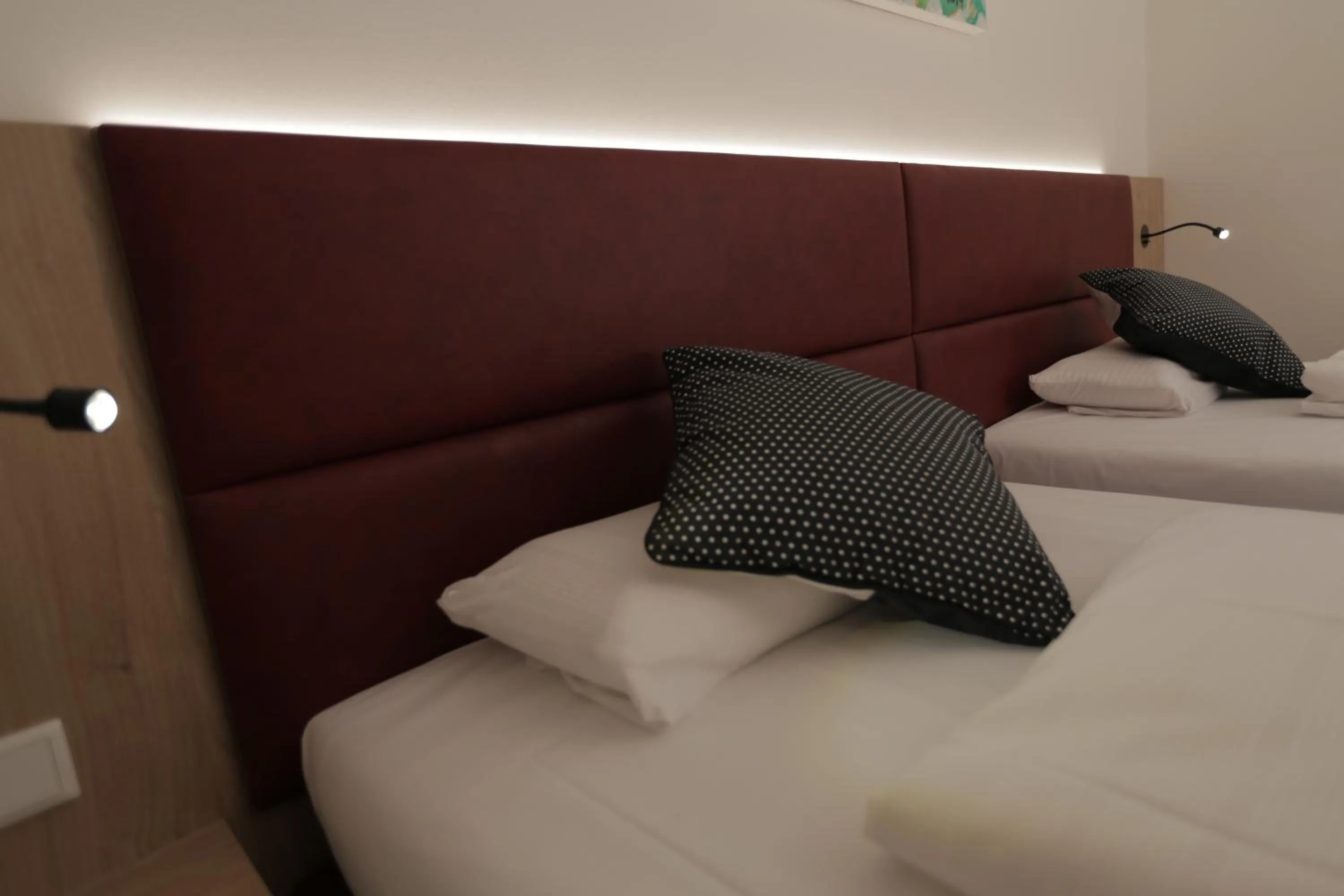 Bed in Galeria Airport Hotel