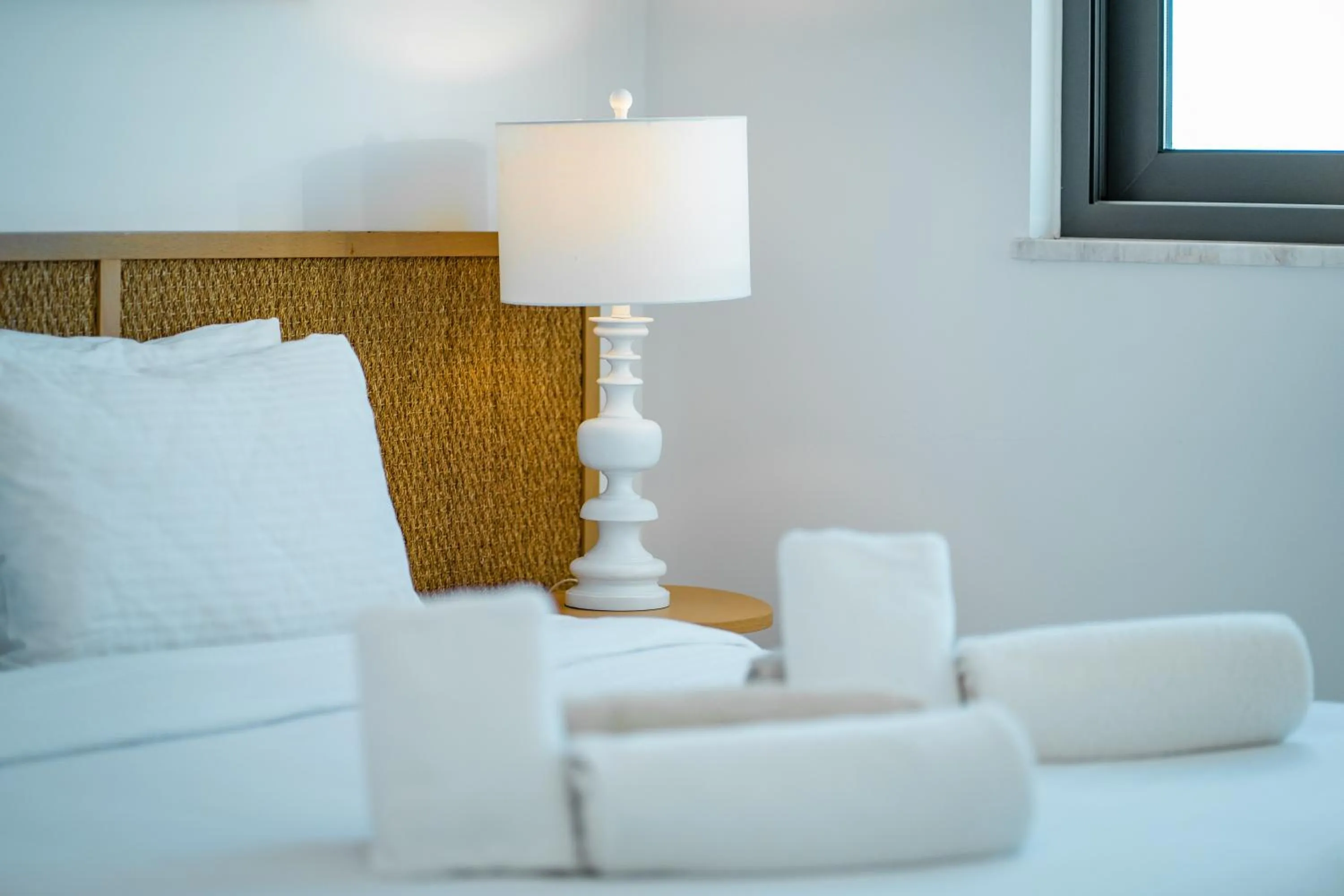 towels, Bed in Downtown Park