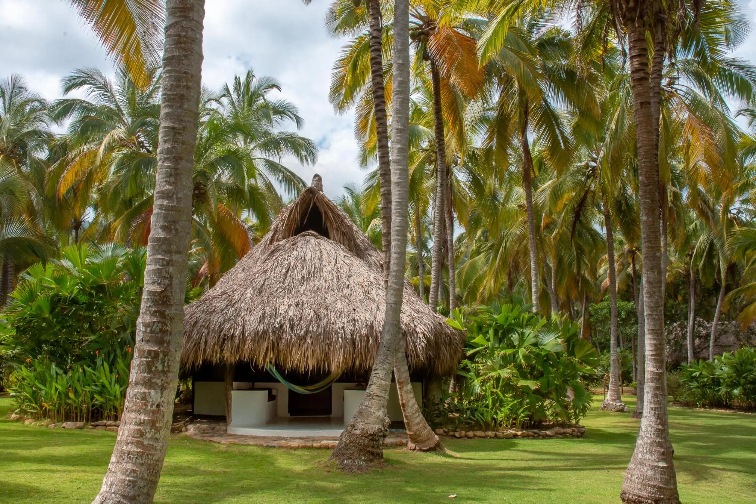 Bungalow with Sea View in Hotel Casalina