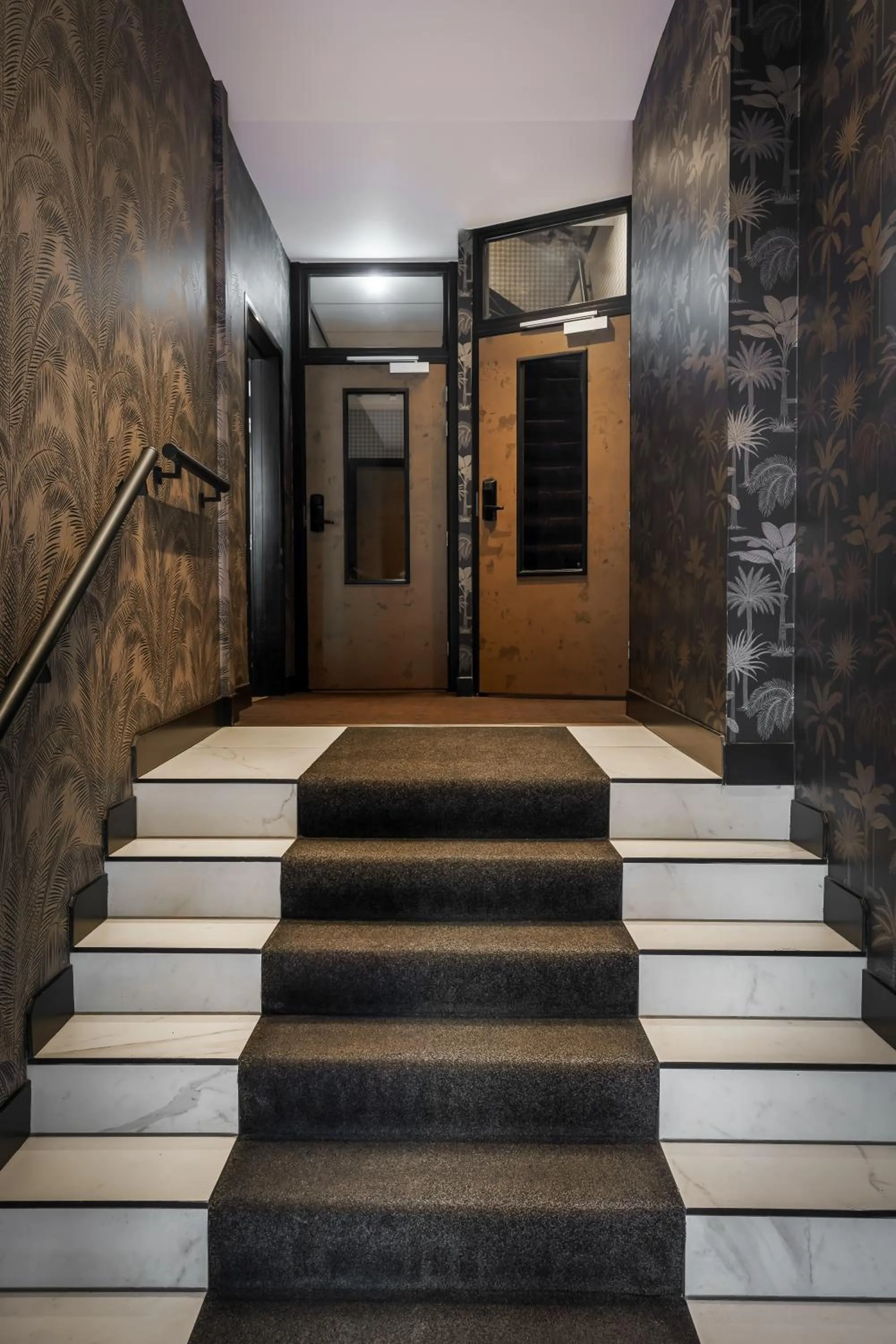 Facade/entrance in Krisotel