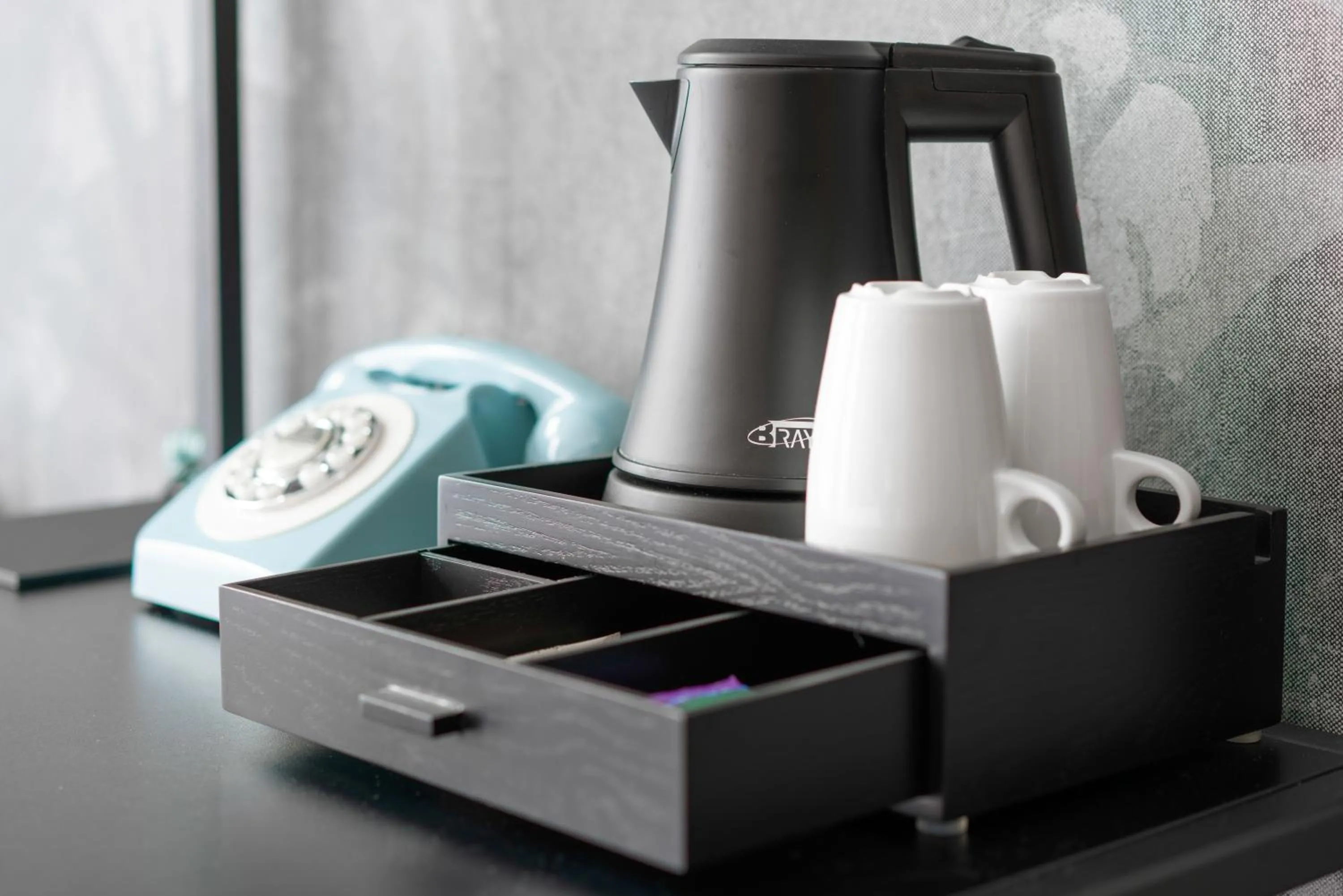 Coffee/tea facilities in Krisotel