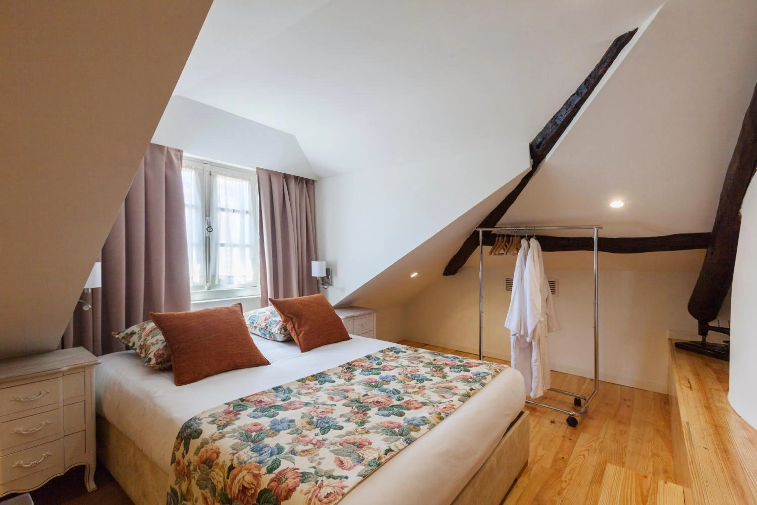 Bedroom, Bed in Casas do Porto - Ribeira Apartments