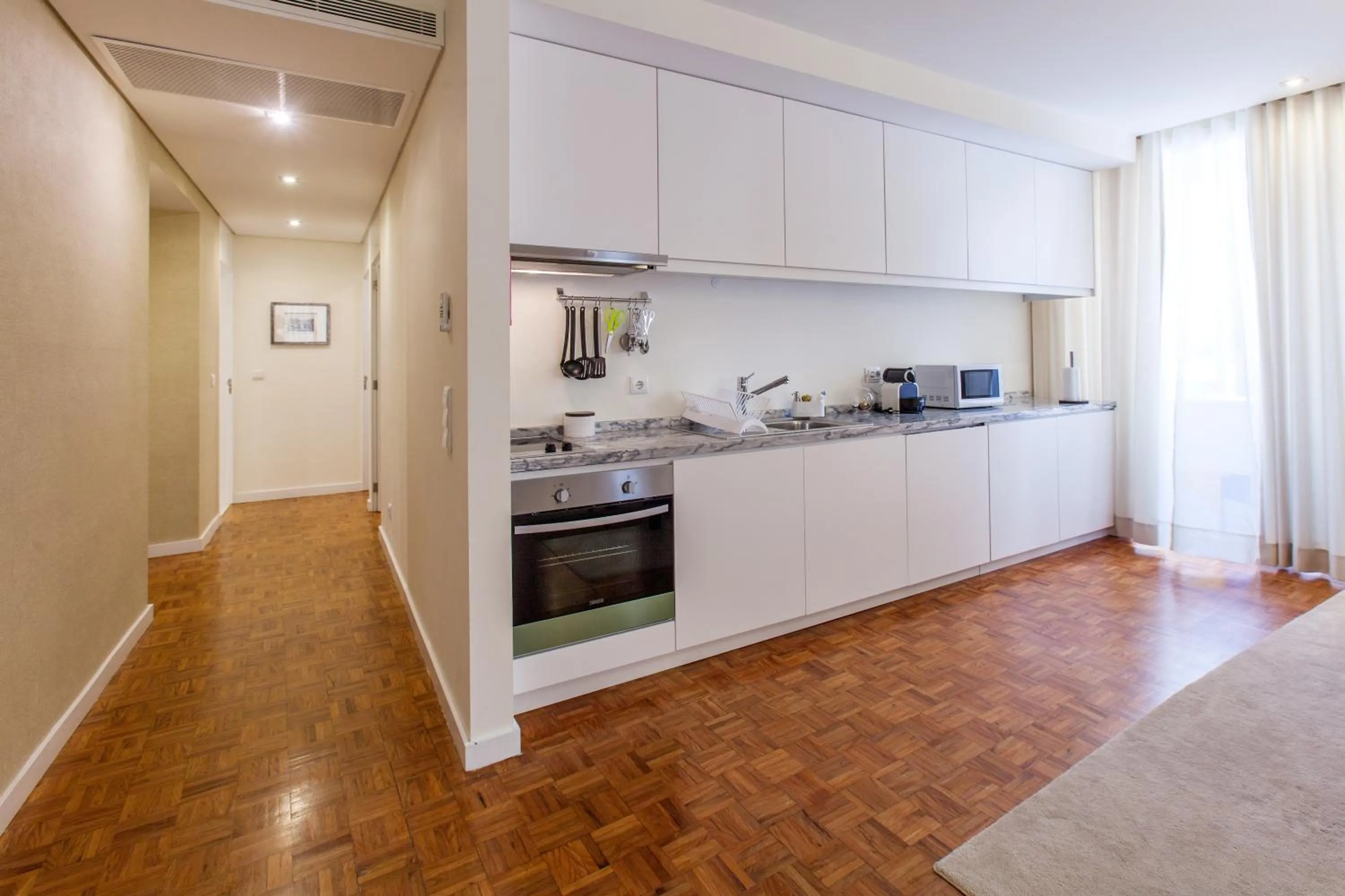 Kitchen or kitchenette in Casas do Porto - Ribeira Apartments