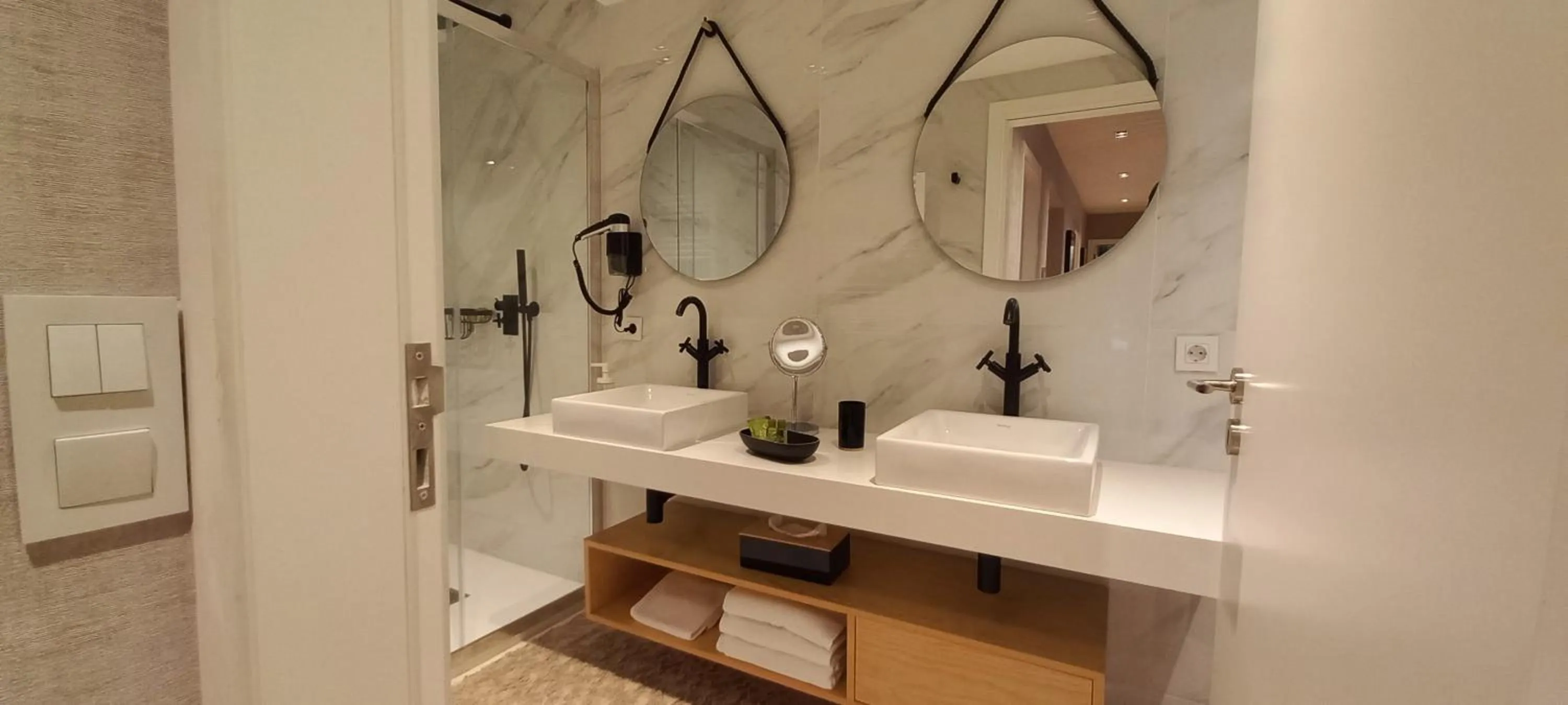 Bathroom in Casas do Porto - Ribeira Apartments