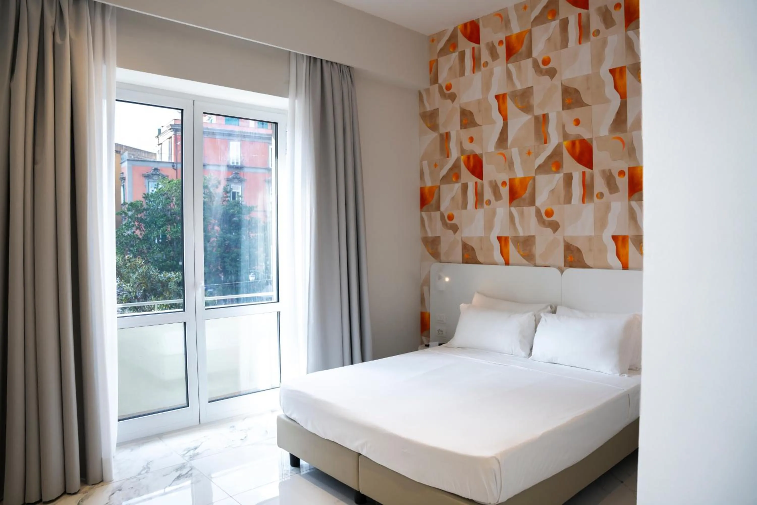 Photo of the whole room, Bed in Soul Art Hotel