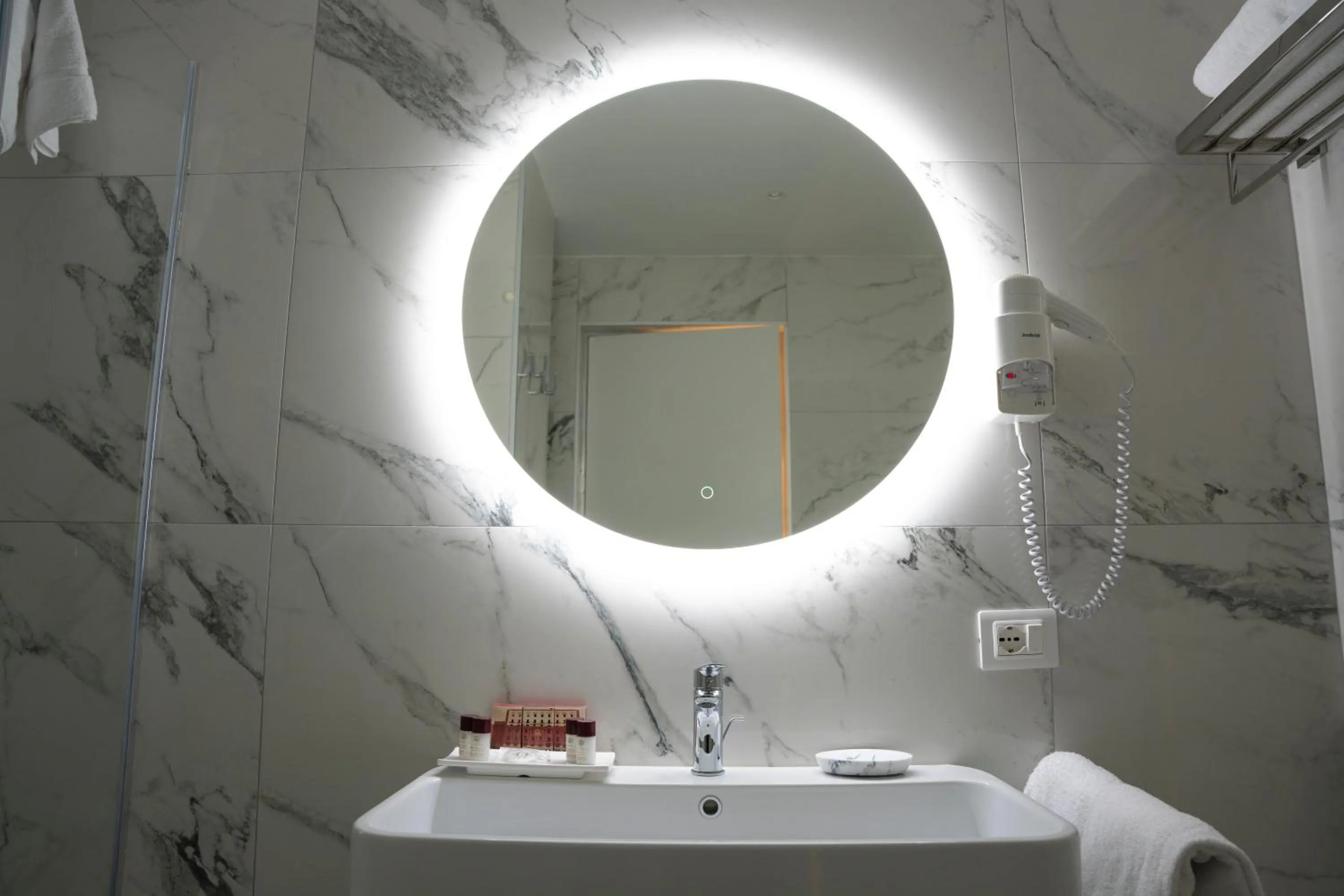 Bathroom in Soul Art Hotel