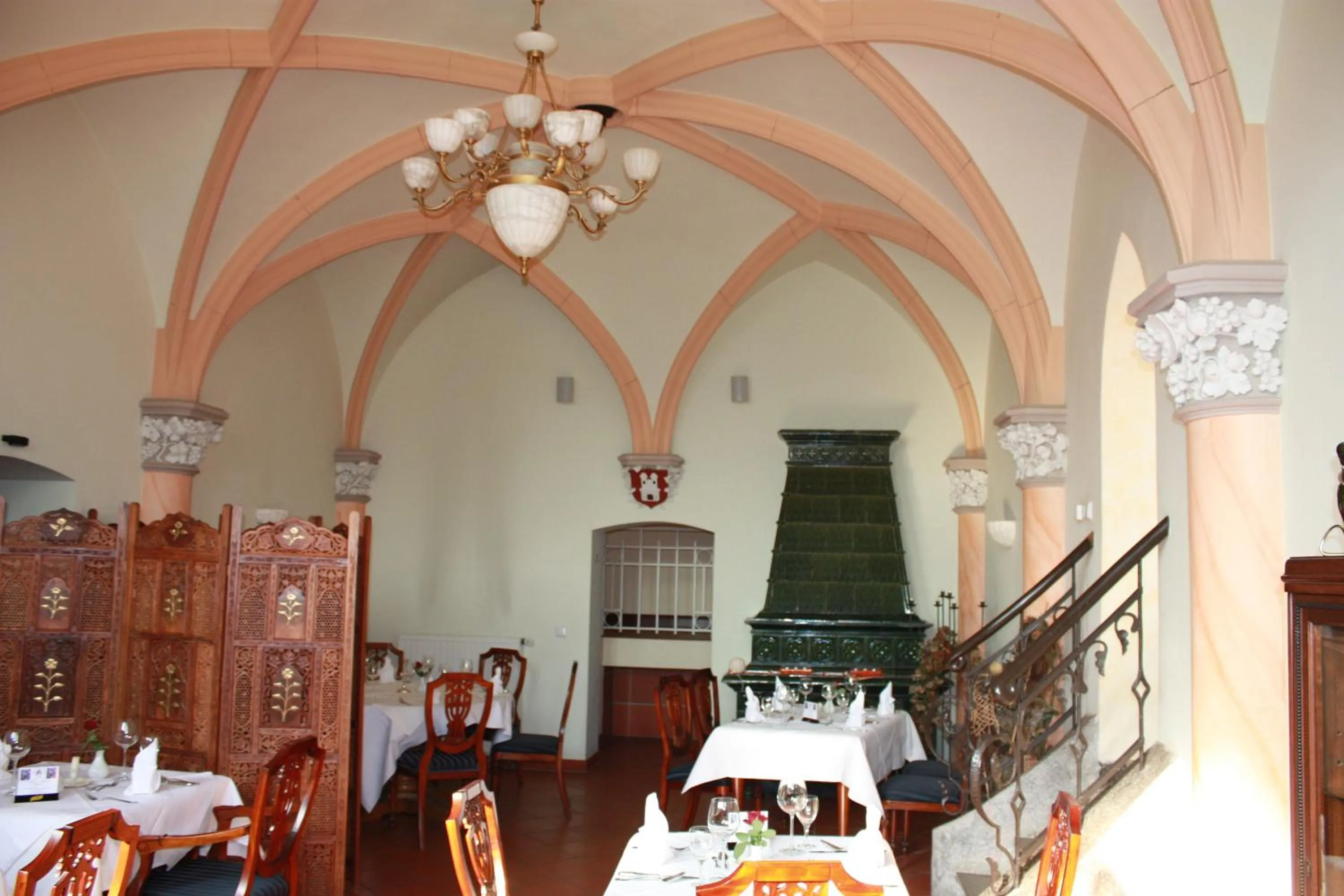 Restaurant/places to eat in Schlosshotel zum Markgrafen