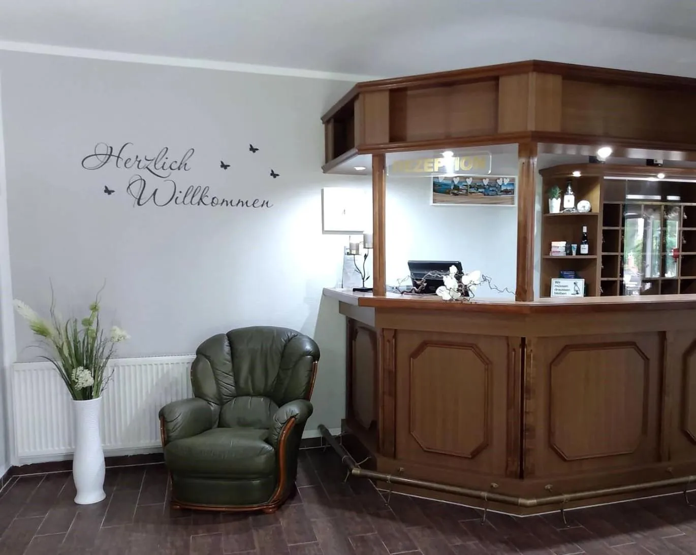 Restaurant/places to eat in Haus Waldesruh