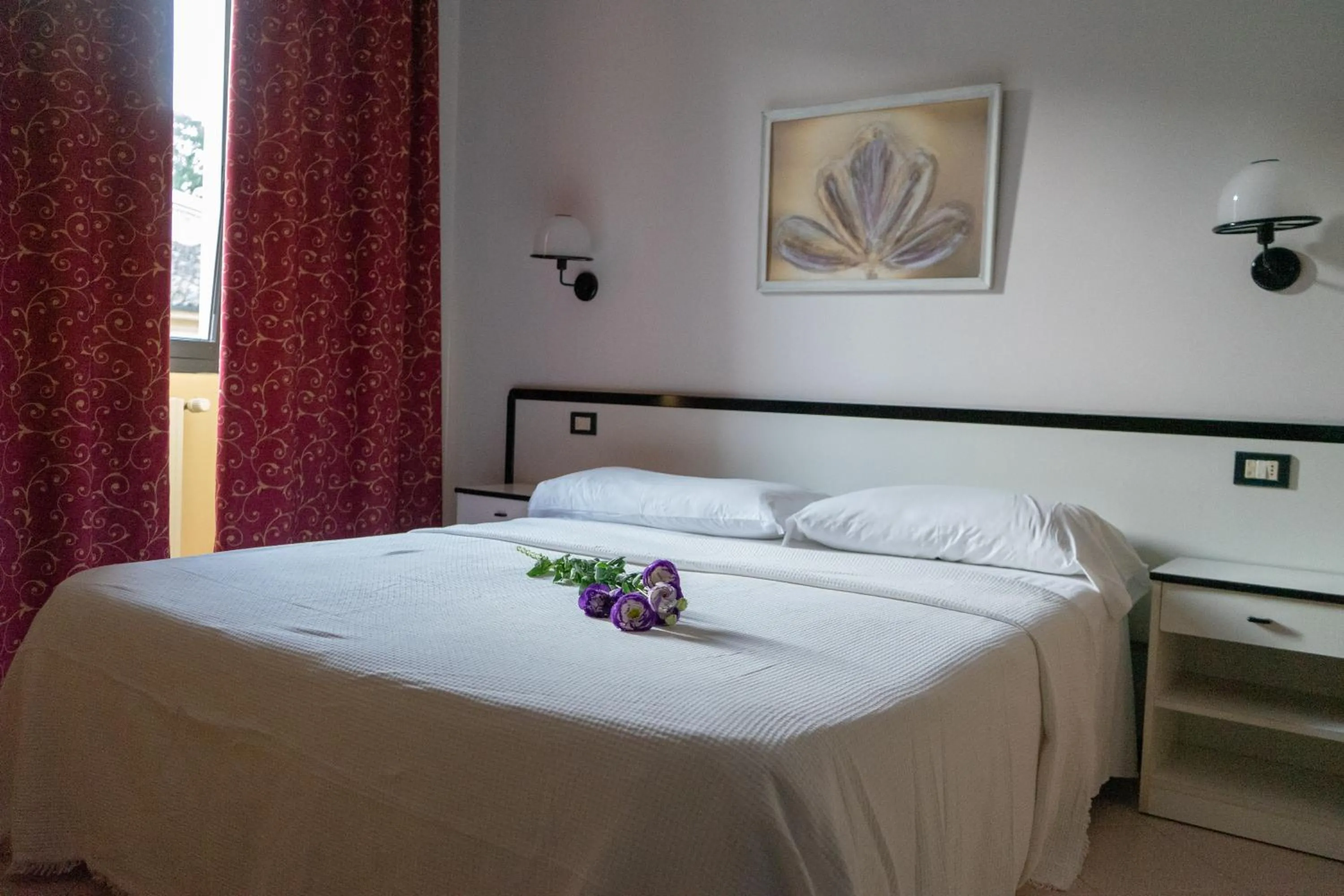 Bed in Hotel Italia