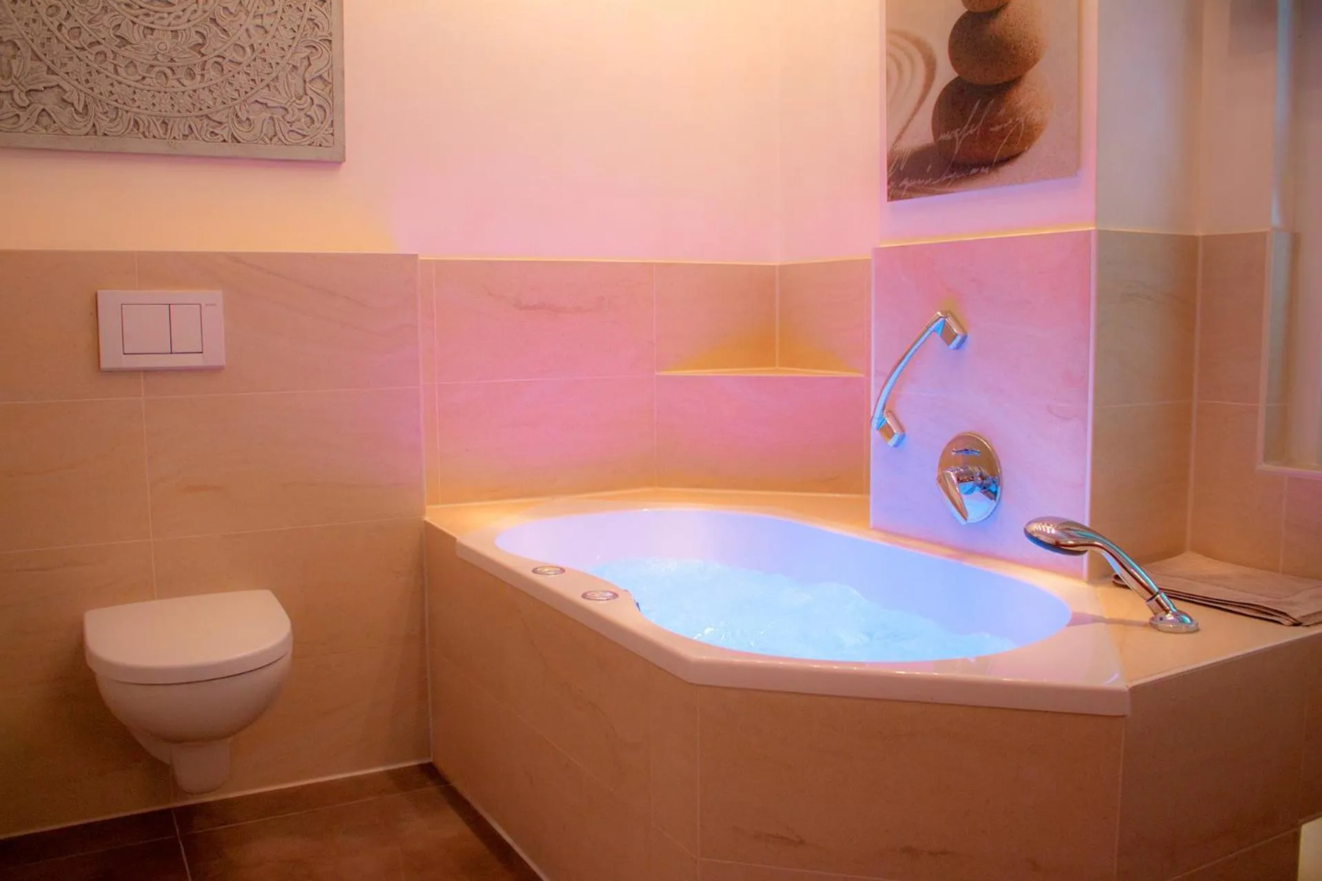 Hotel Kriemhild am Hirschgarten