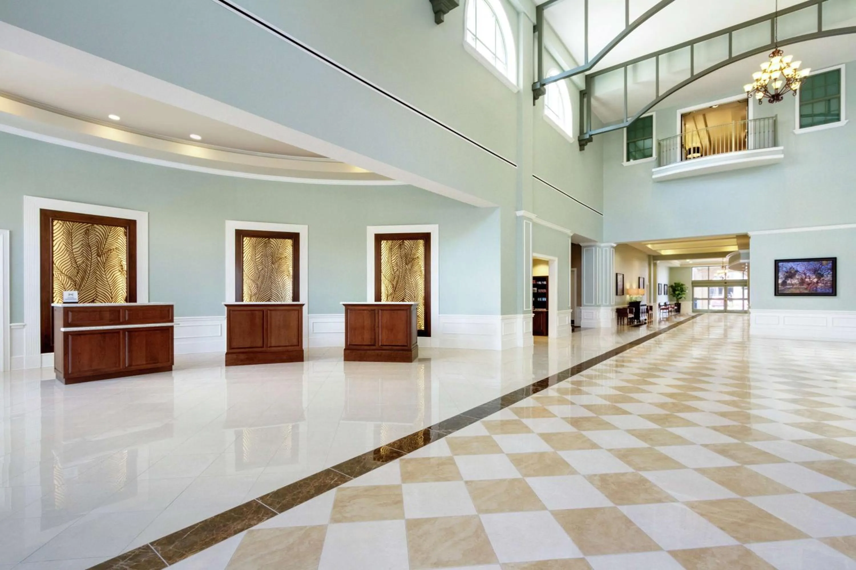 Lobby or reception in Embassy Suites Savannah Historic District