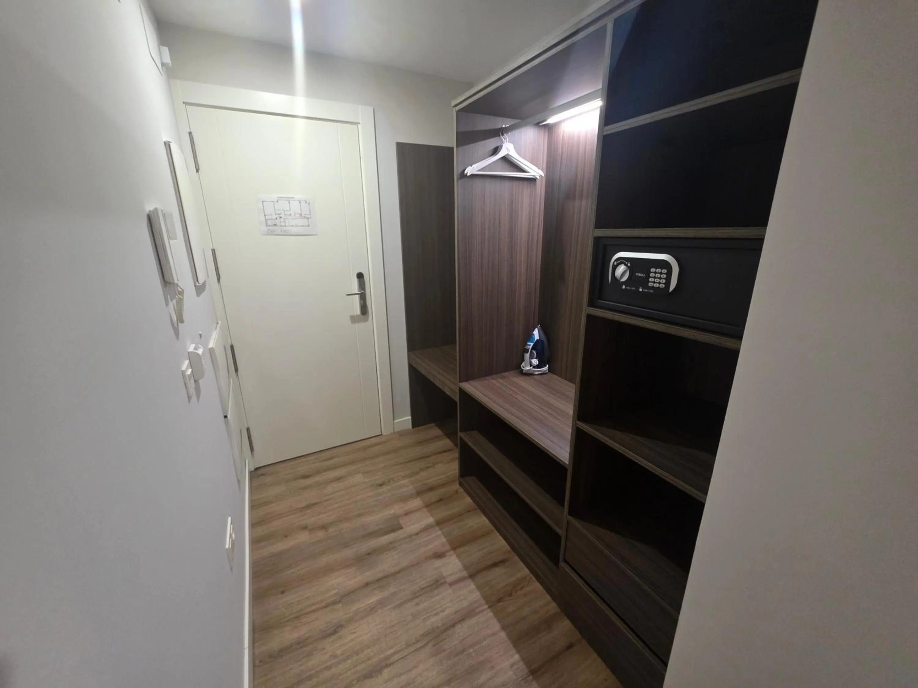 safe in Apartahotel Aranda Flex Living